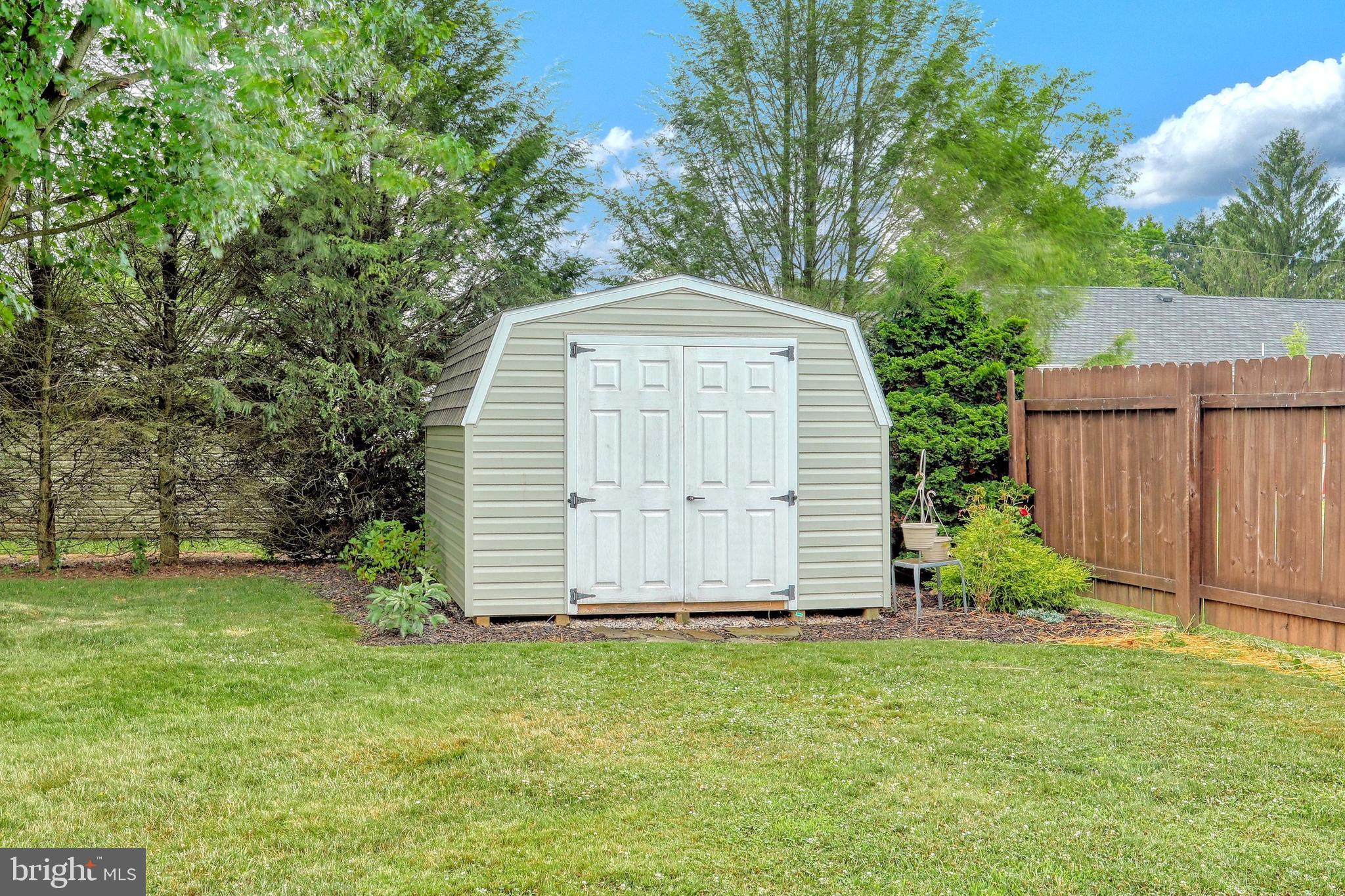 YORK TWP - Residential
