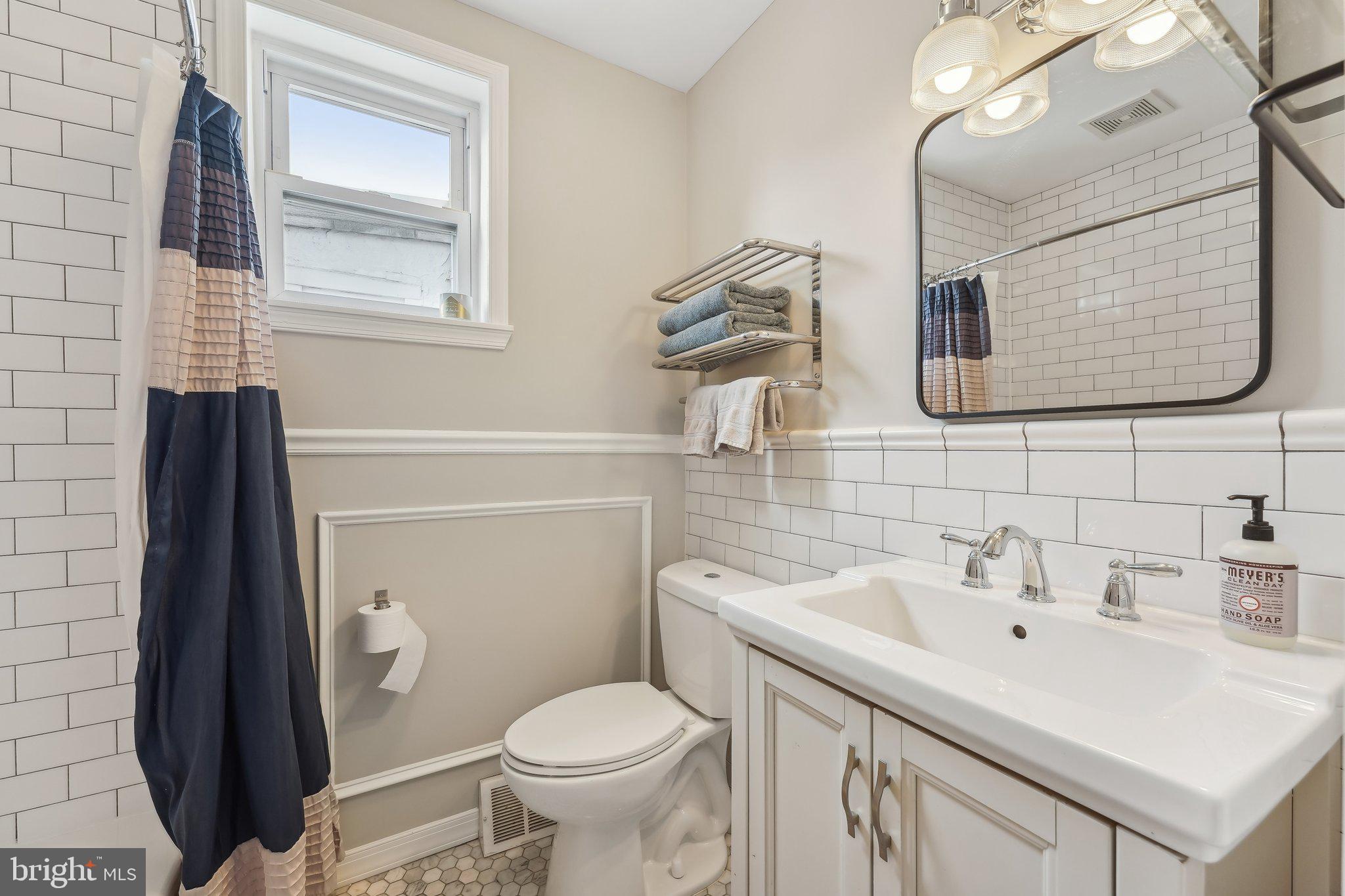 POINT BREEZE - Residential