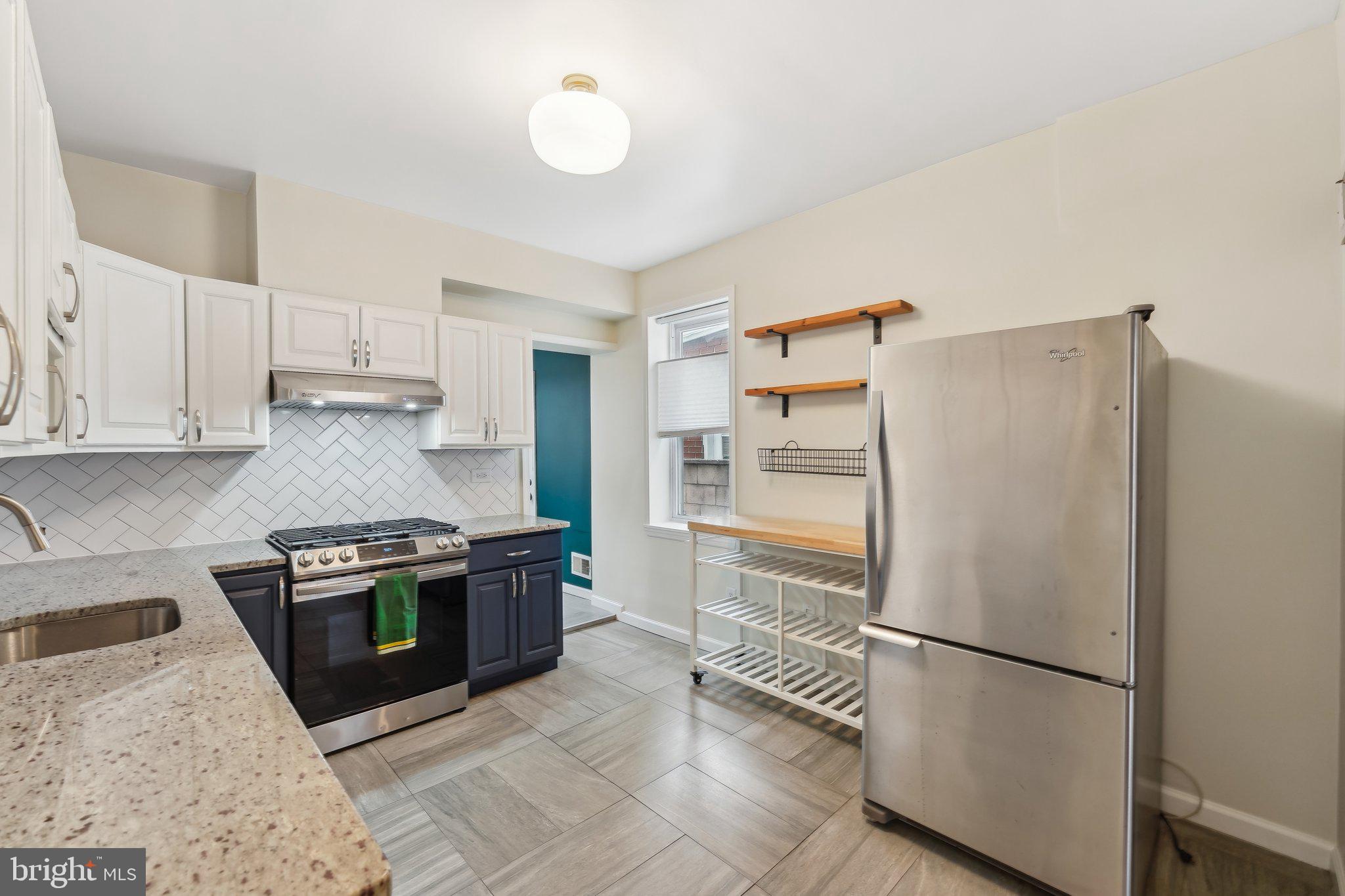 POINT BREEZE - Residential