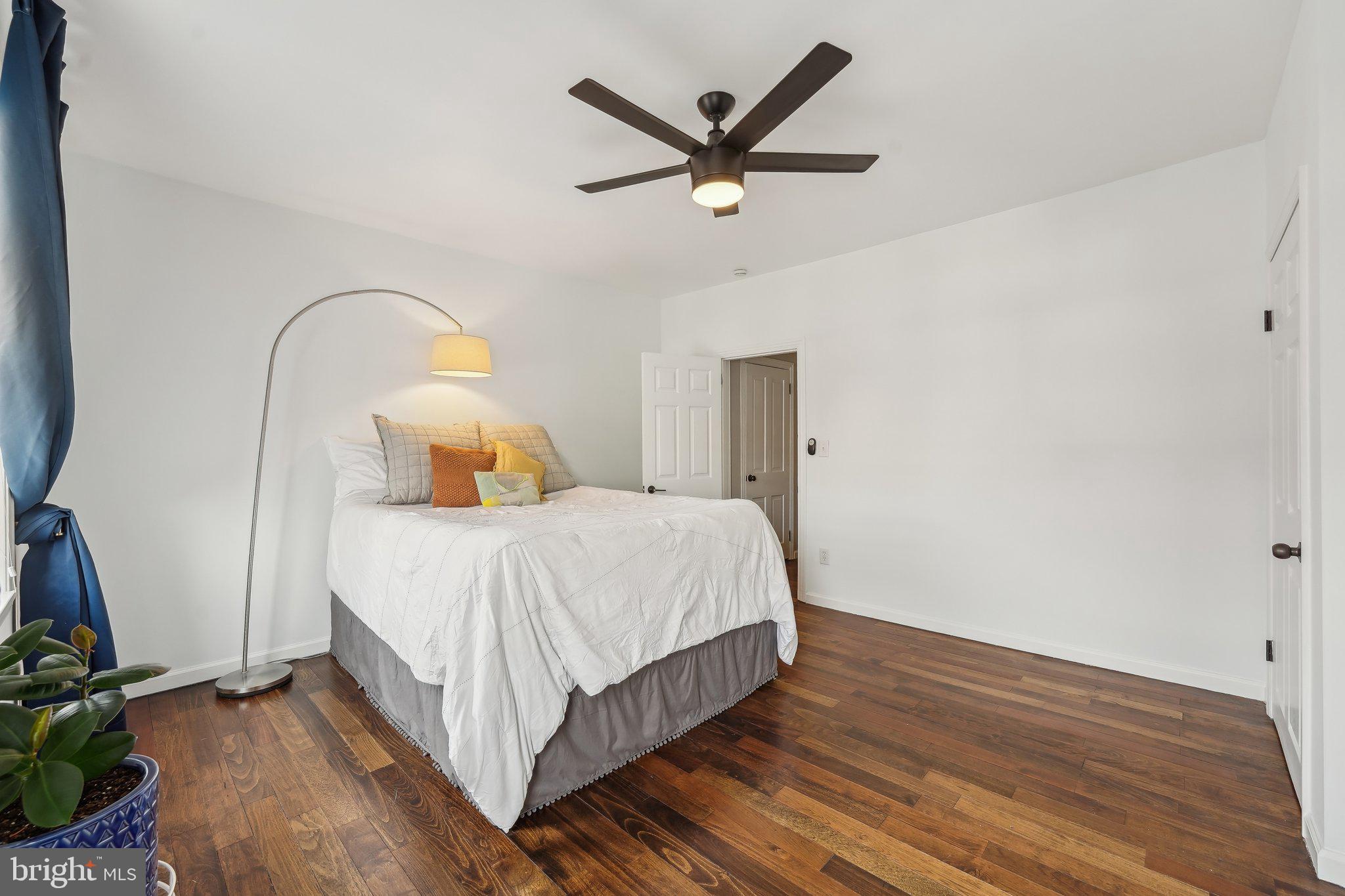 POINT BREEZE - Residential