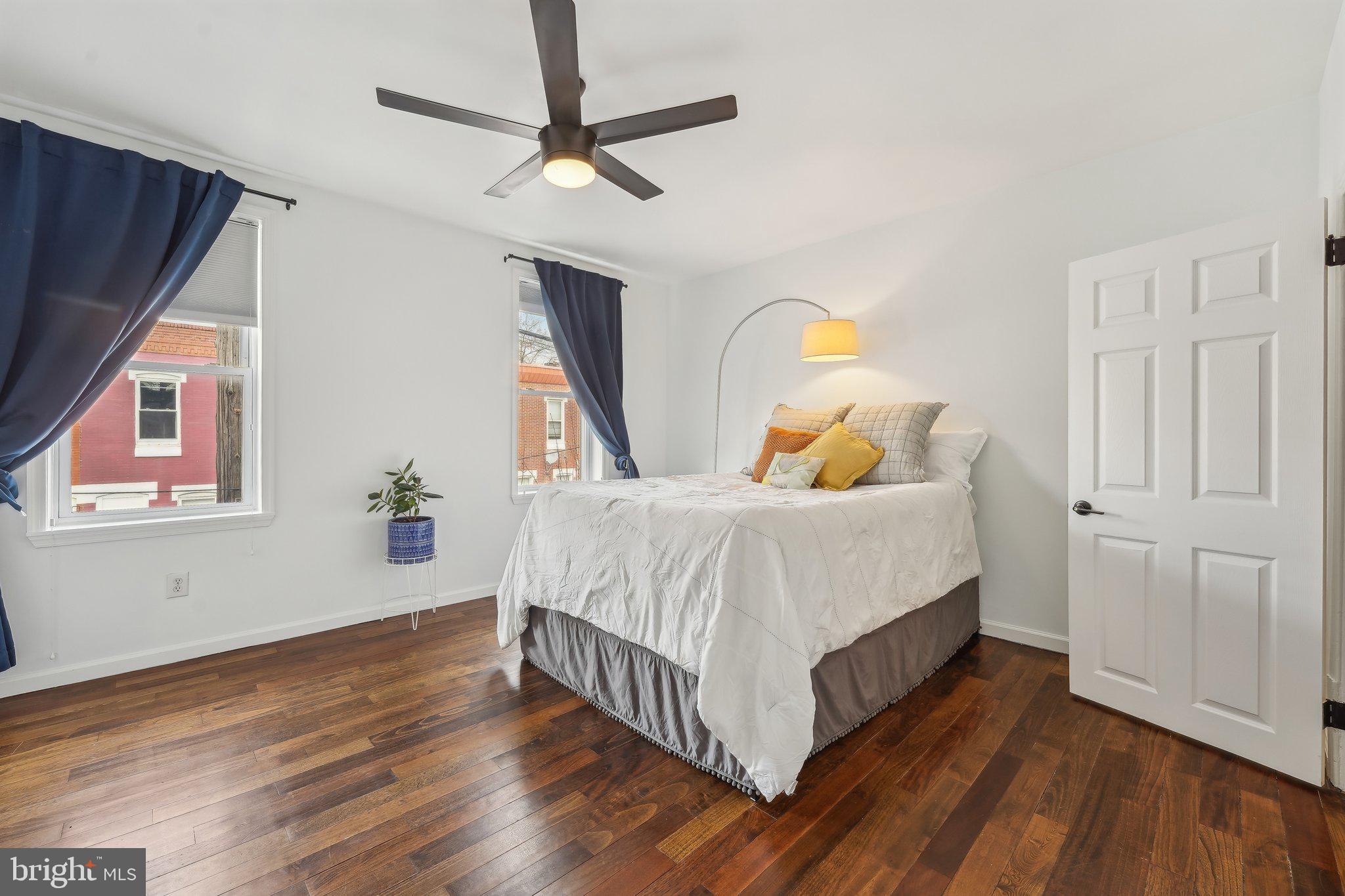 POINT BREEZE - Residential