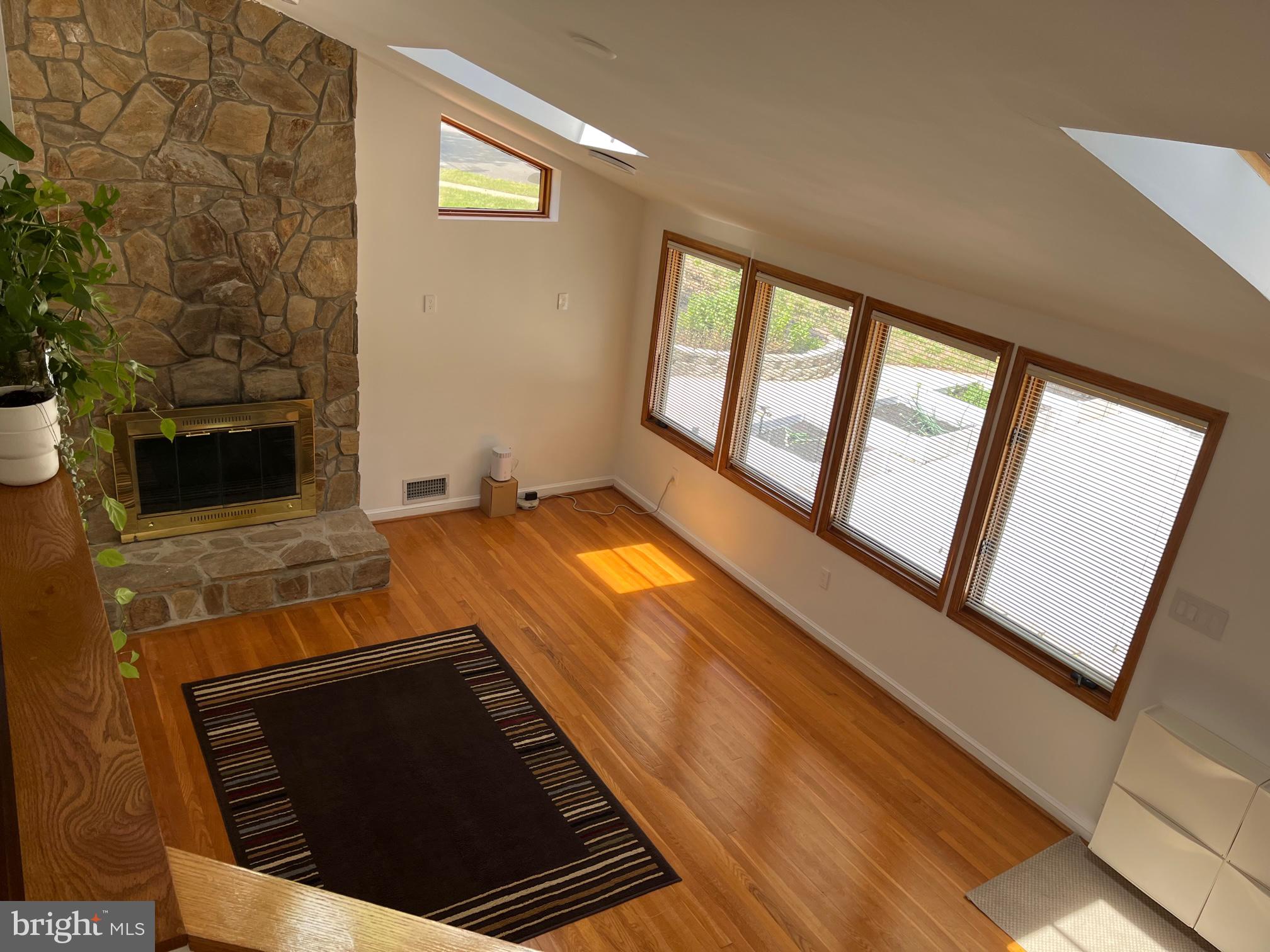 BREN MAR PARK - Residential