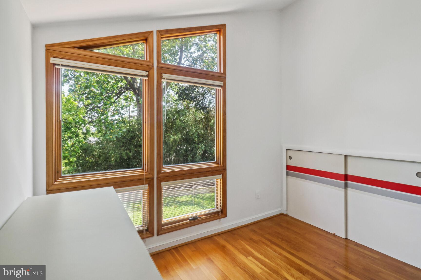BREN MAR PARK - Residential