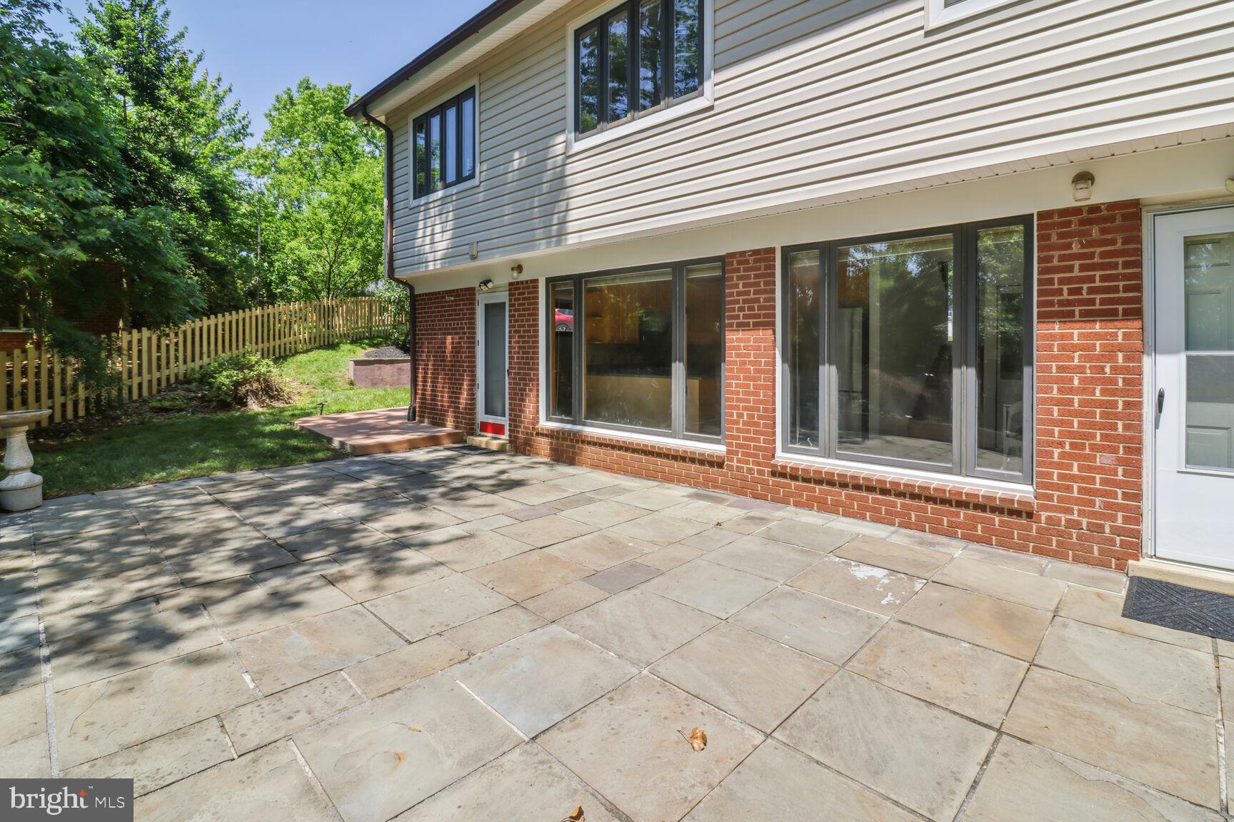 BREN MAR PARK - Residential