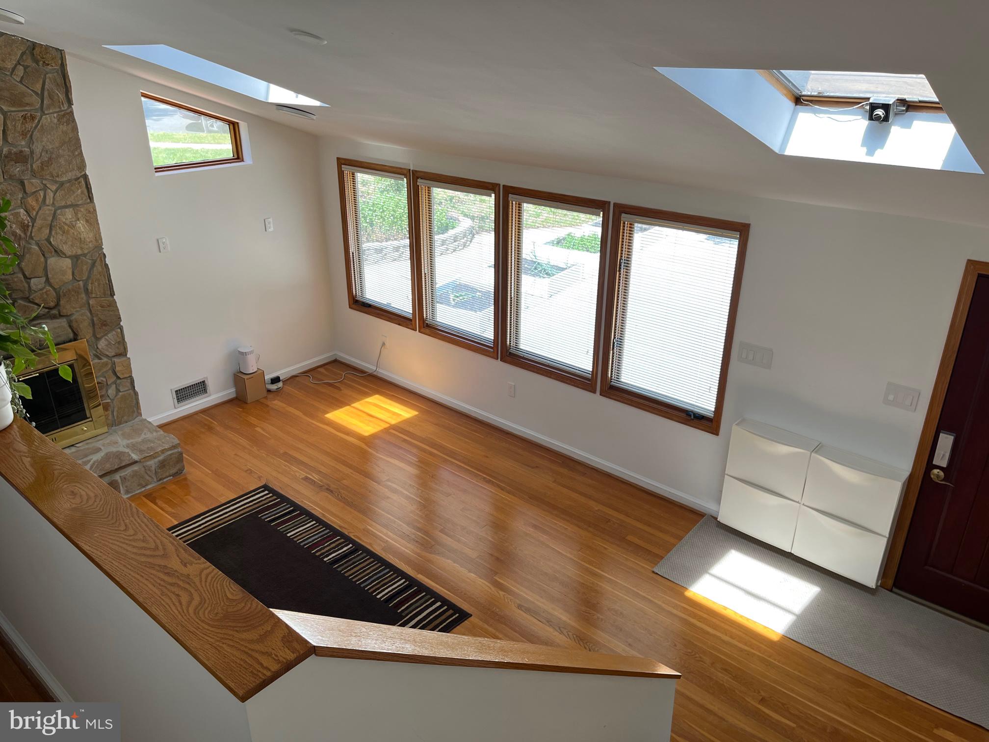BREN MAR PARK - Residential