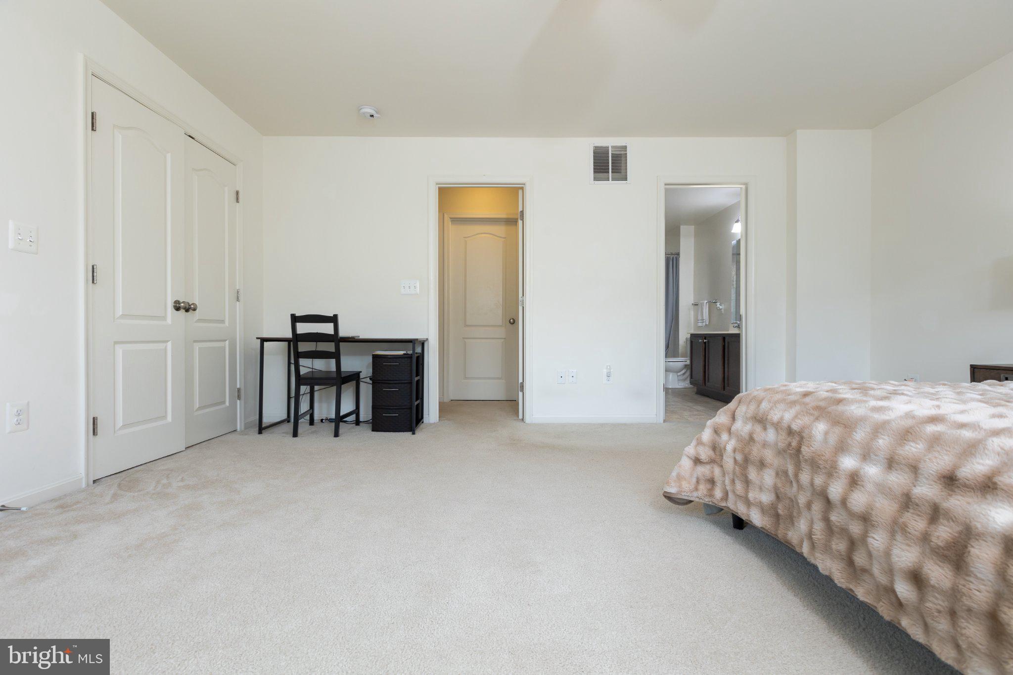RESERVOIR RIDGE - Residential
