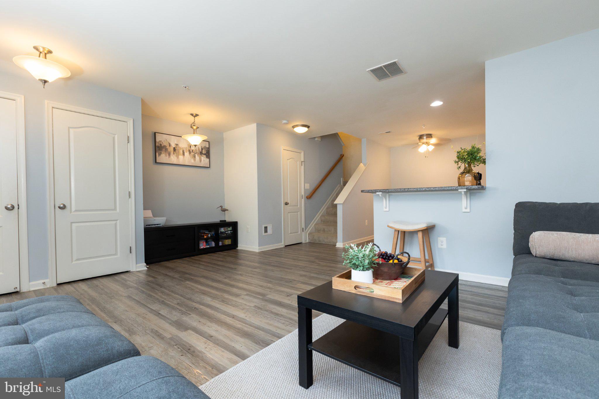 RESERVOIR RIDGE - Residential