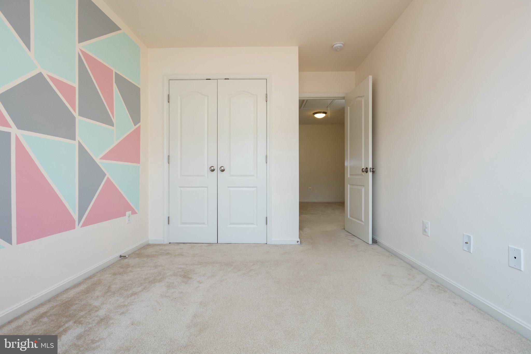 RESERVOIR RIDGE - Residential