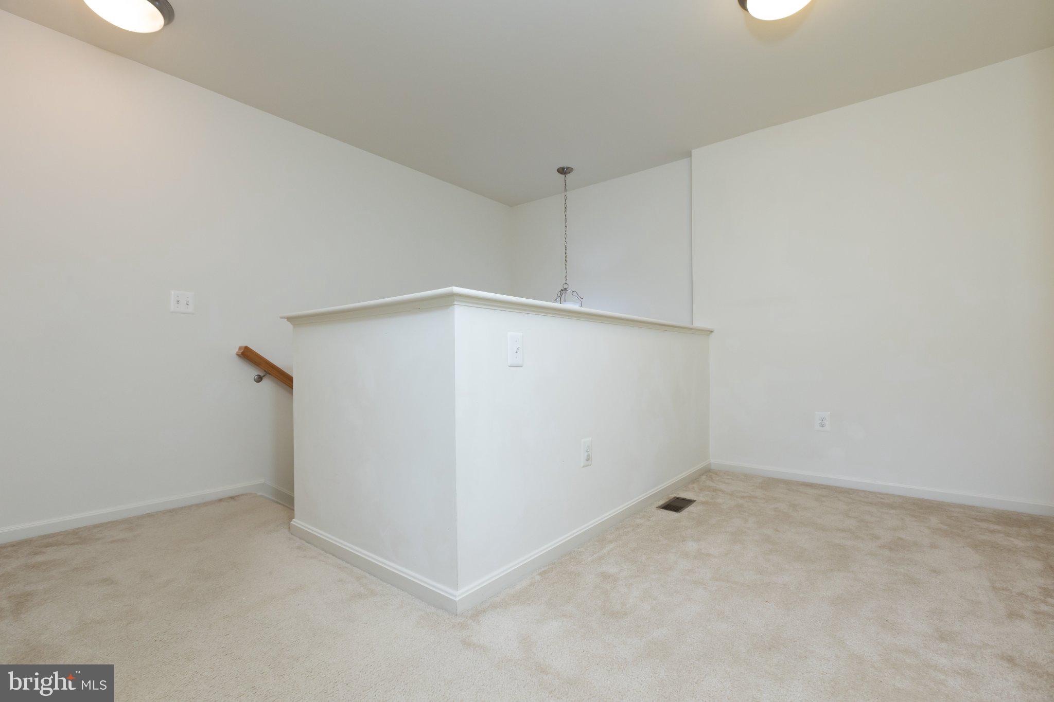 RESERVOIR RIDGE - Residential