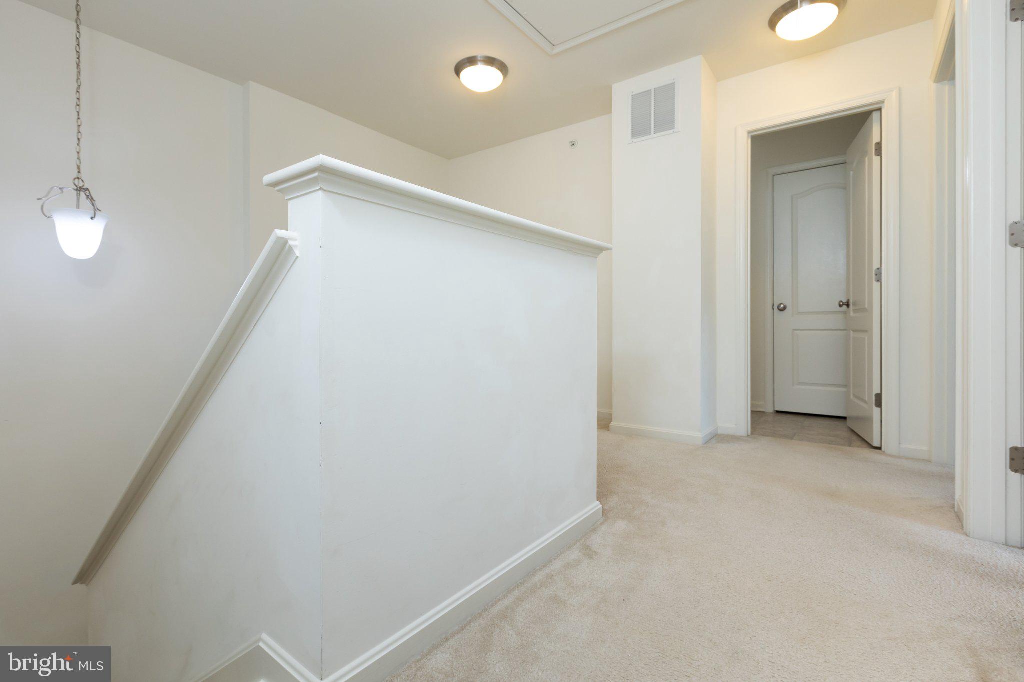 RESERVOIR RIDGE - Residential