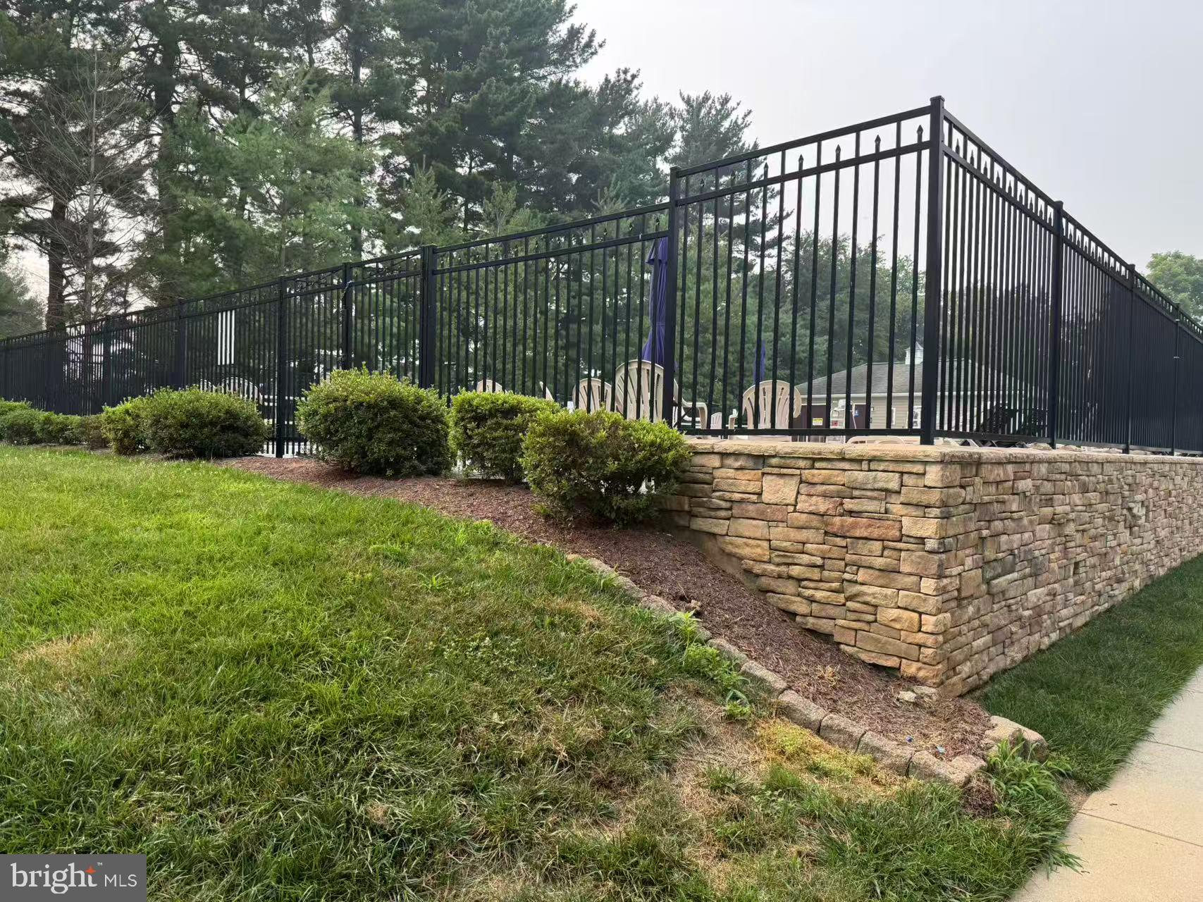RESERVOIR RIDGE - Residential