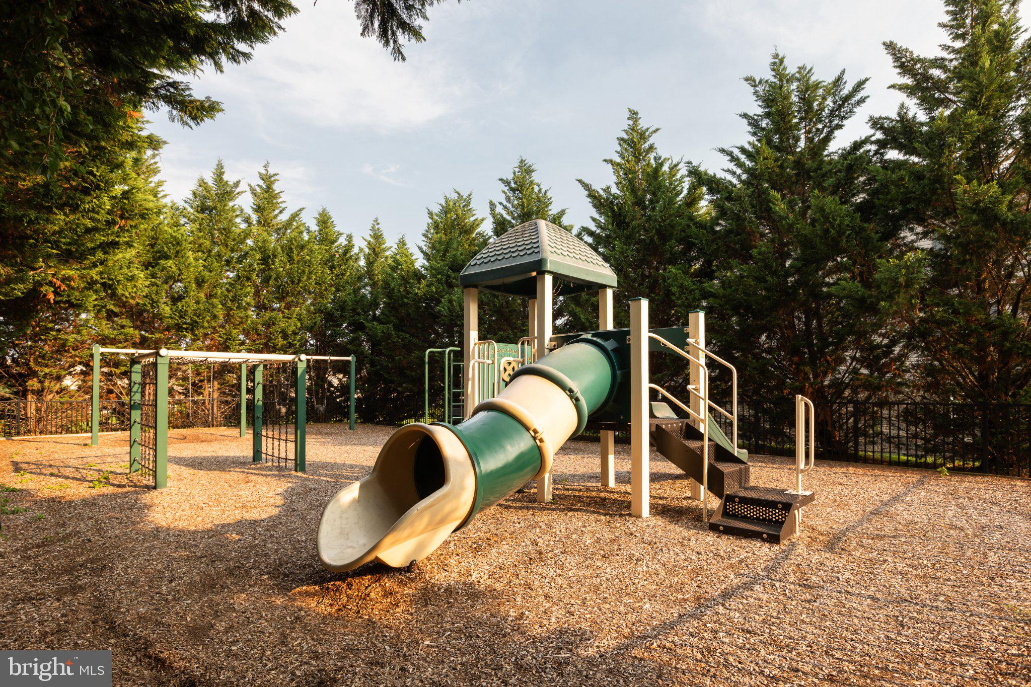 RESERVOIR RIDGE - Residential
