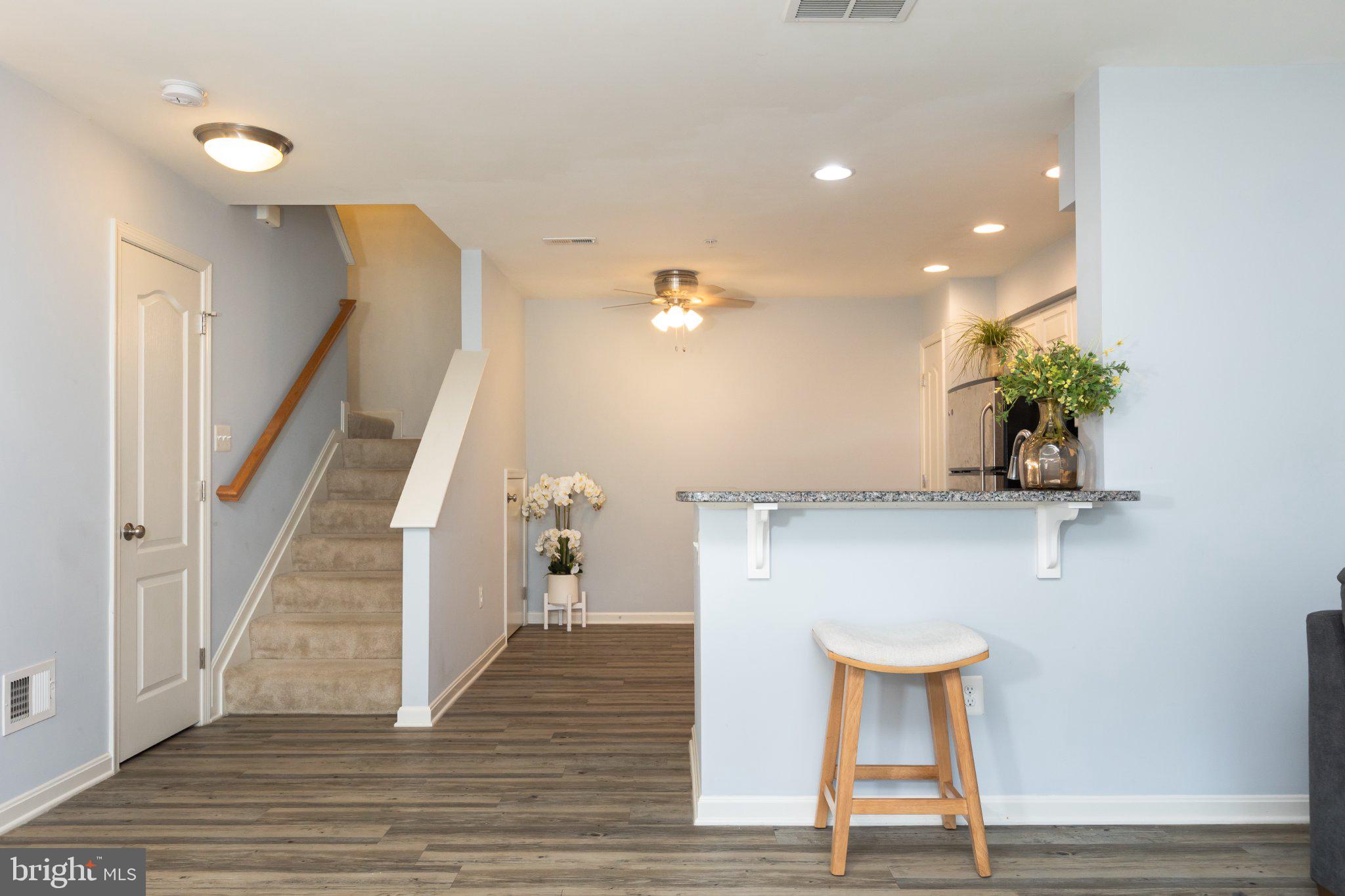 RESERVOIR RIDGE - Residential