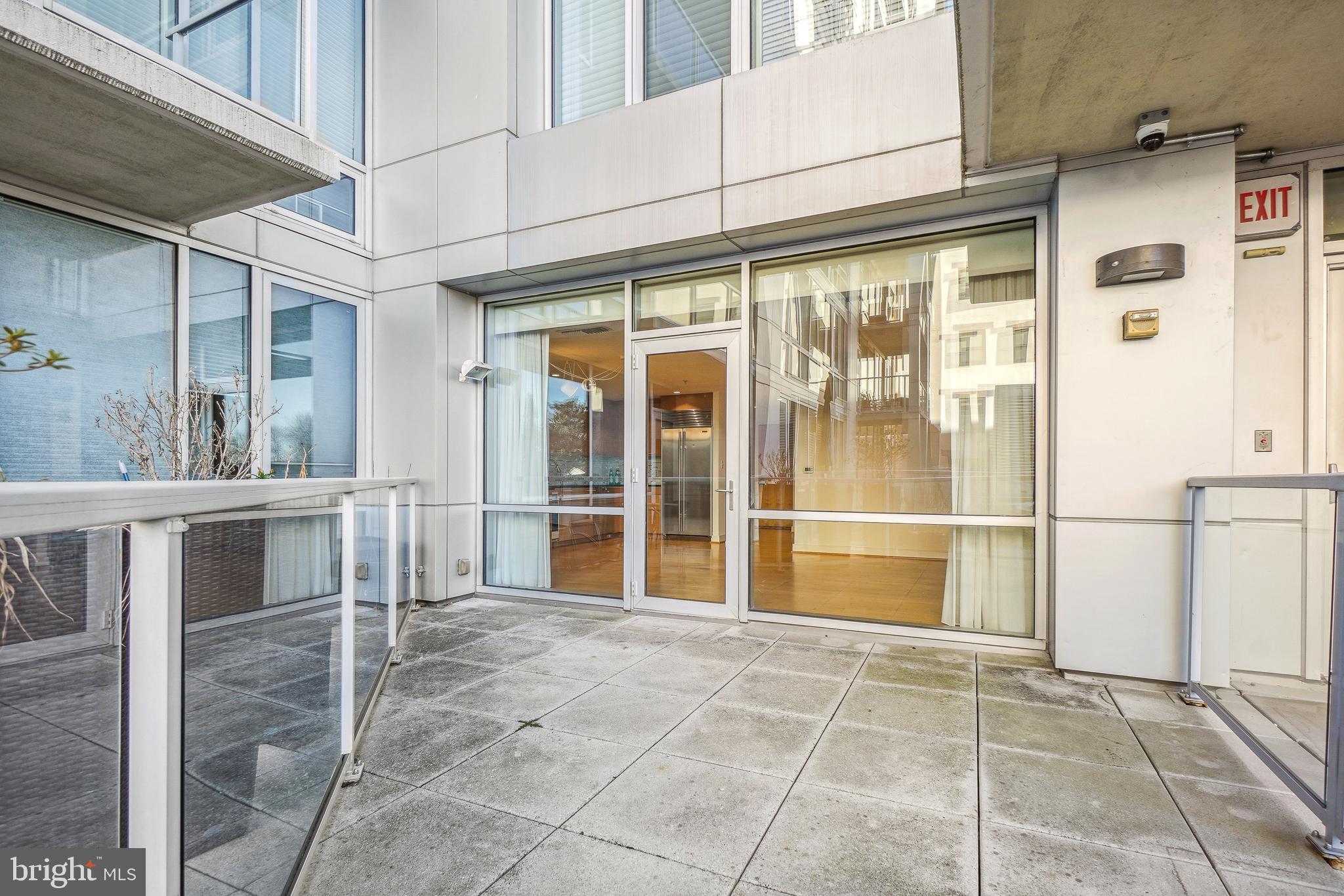 ADAGIO - Residential Lease