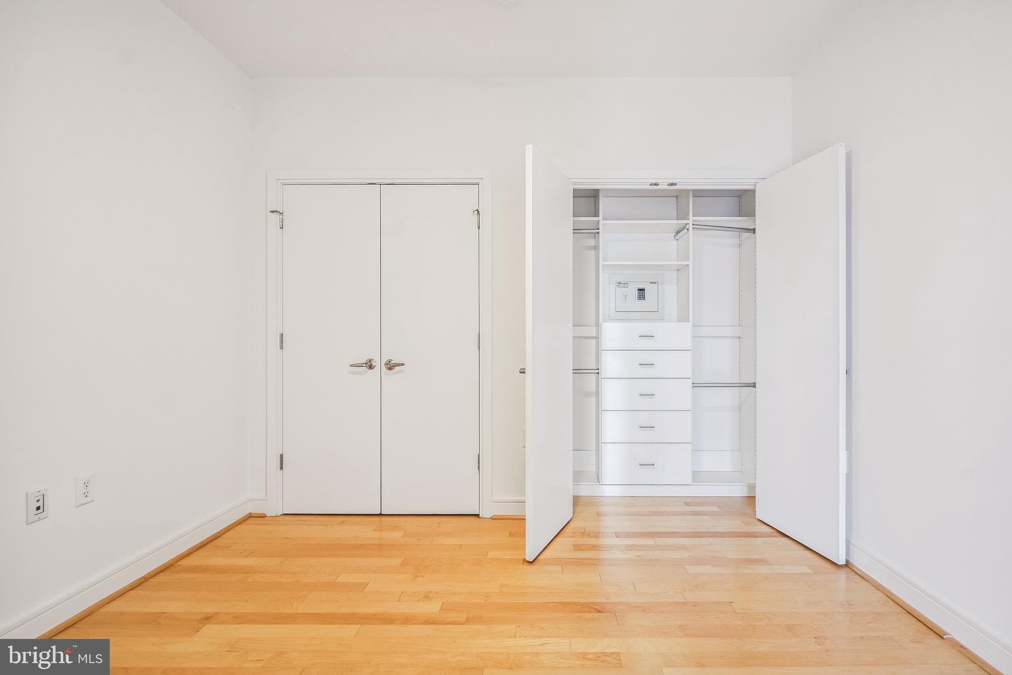 ADAGIO - Residential Lease