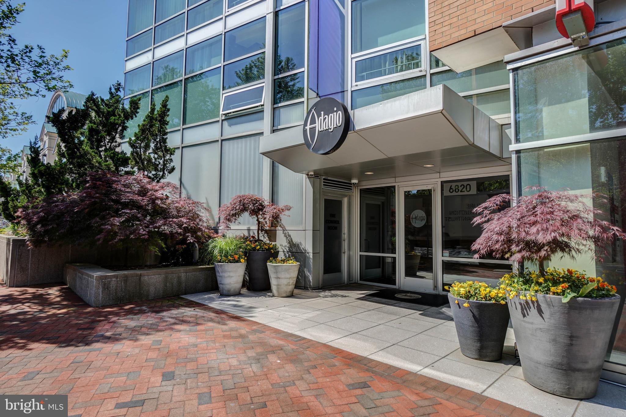 ADAGIO - Residential Lease