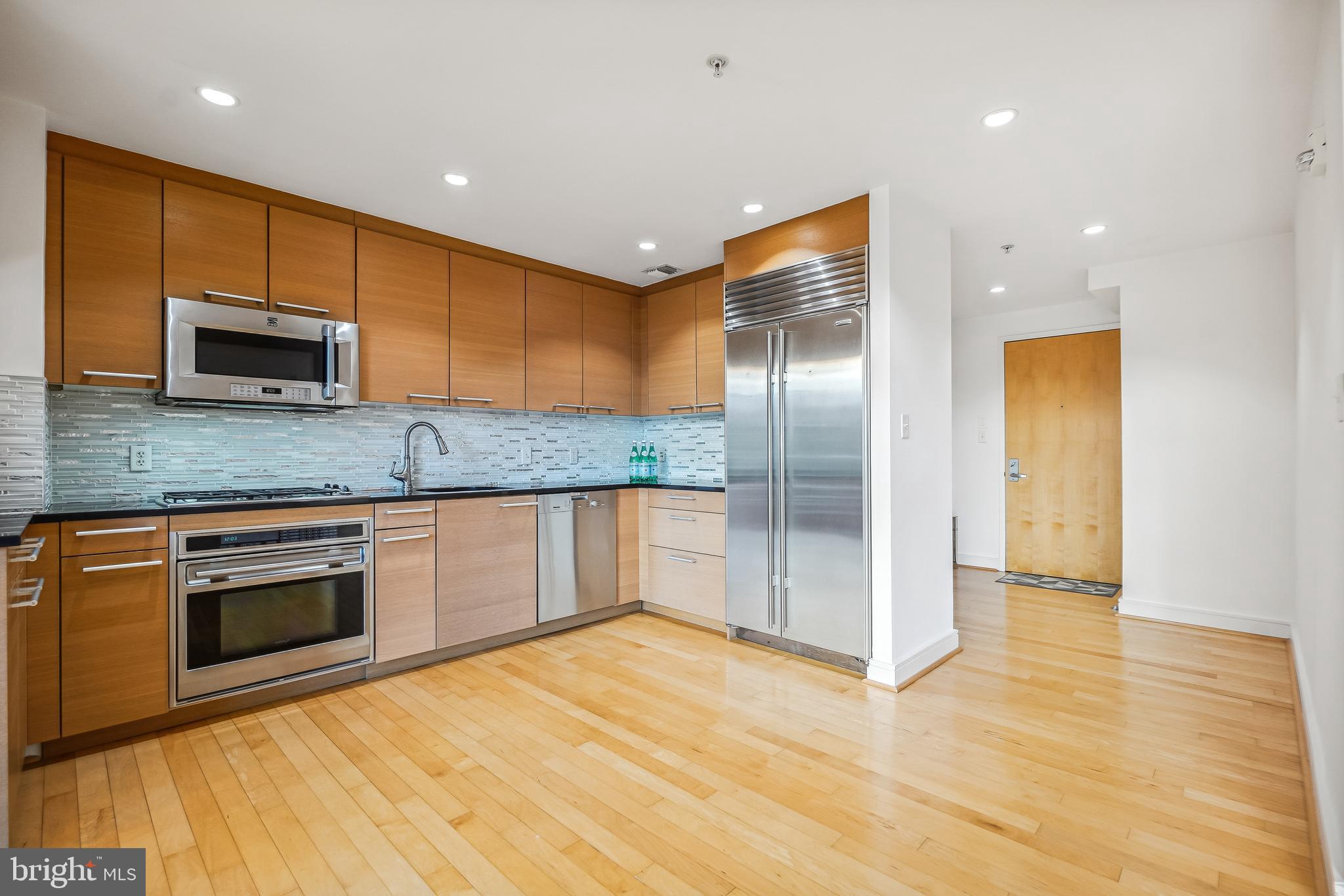 ADAGIO - Residential Lease