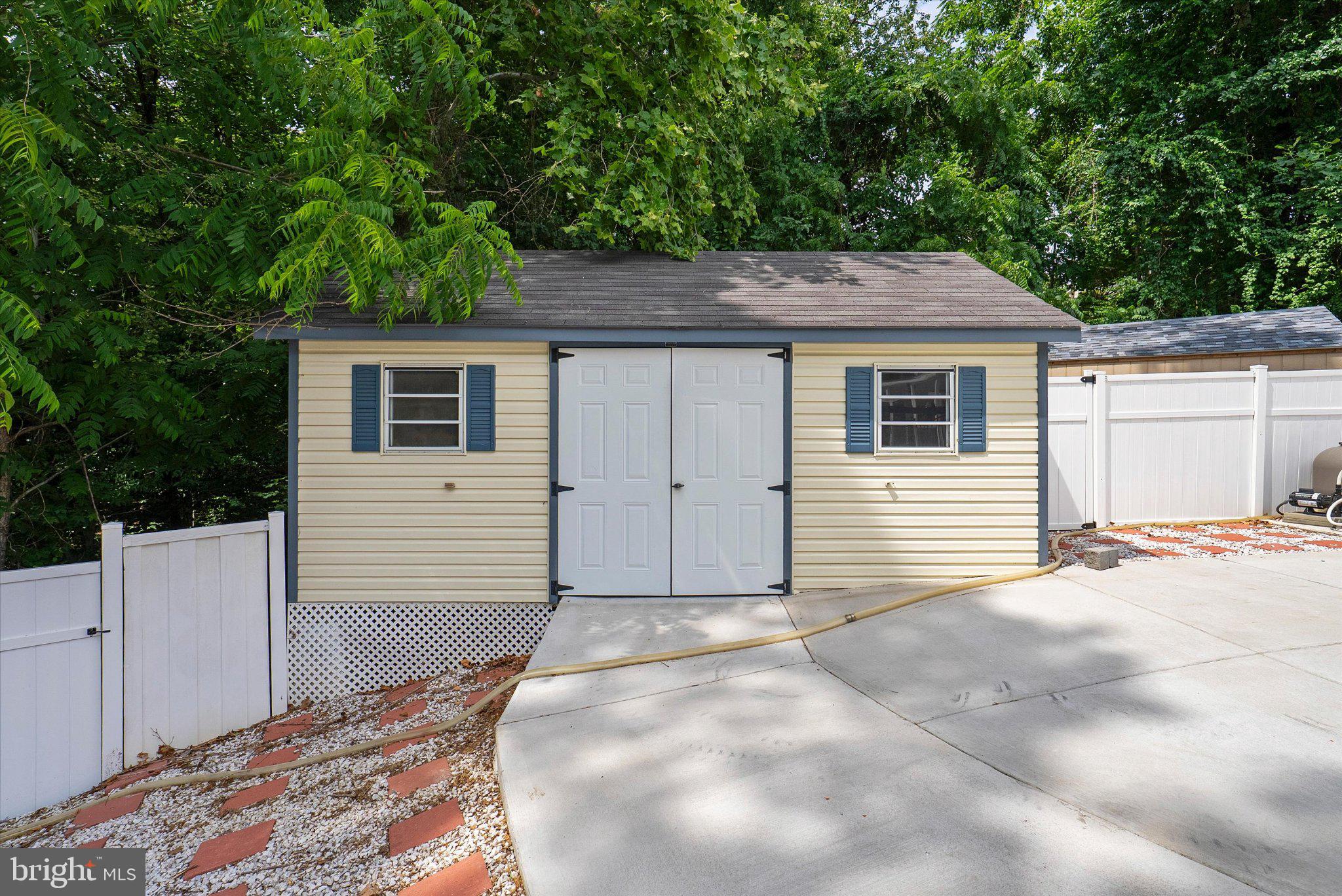 FOX FIELD - Residential