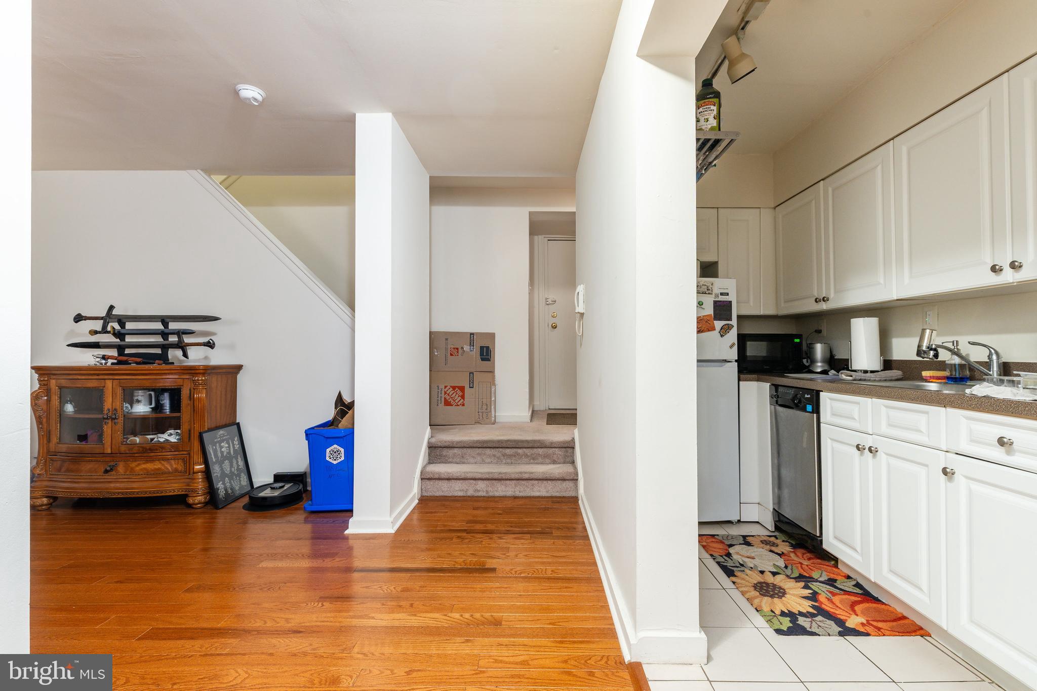 WASHINGTON SQ WEST - Commercial Sale