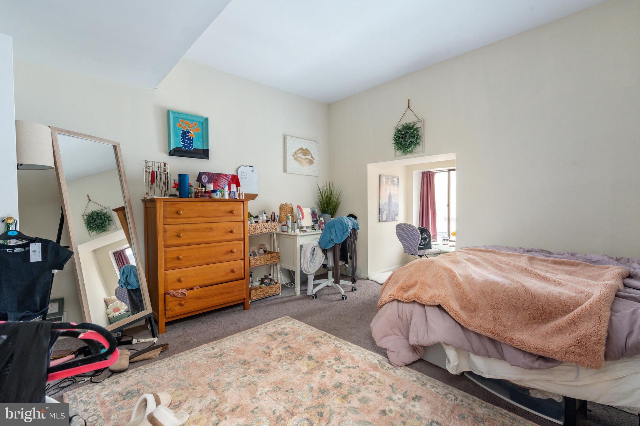 WASHINGTON SQ WEST - Commercial Sale