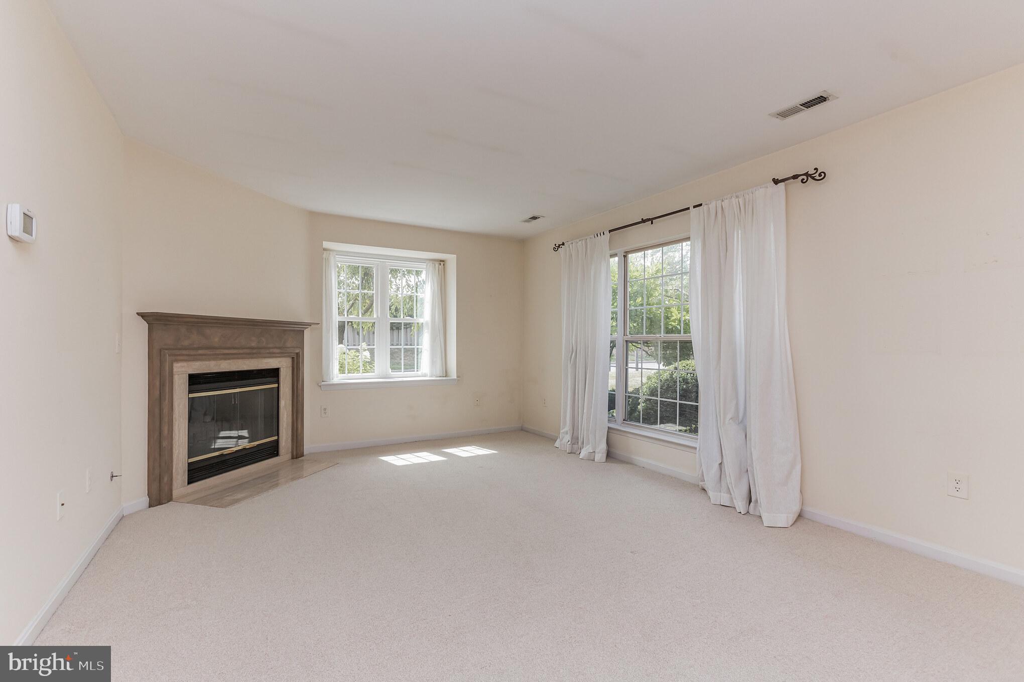 WATERFORD - Residential