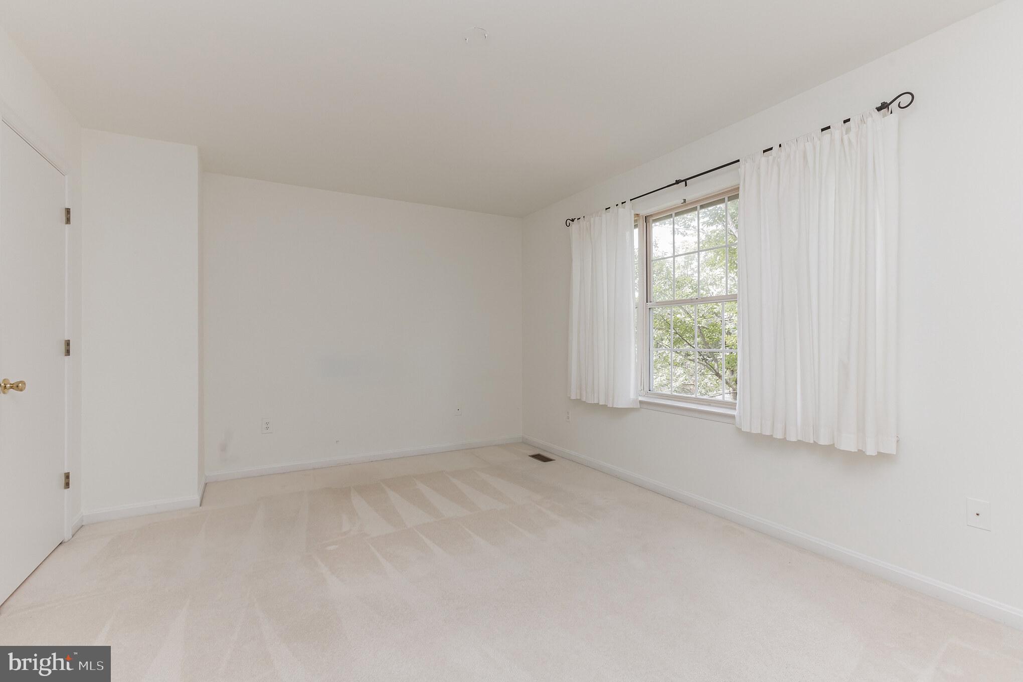 WATERFORD - Residential