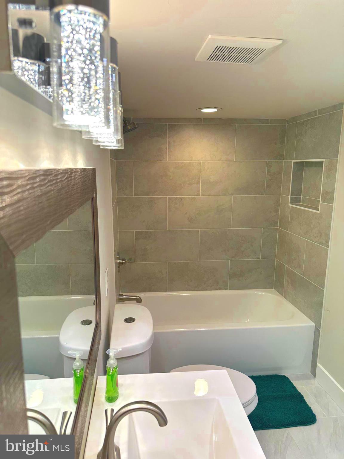 OAKENSHAWE - Residential