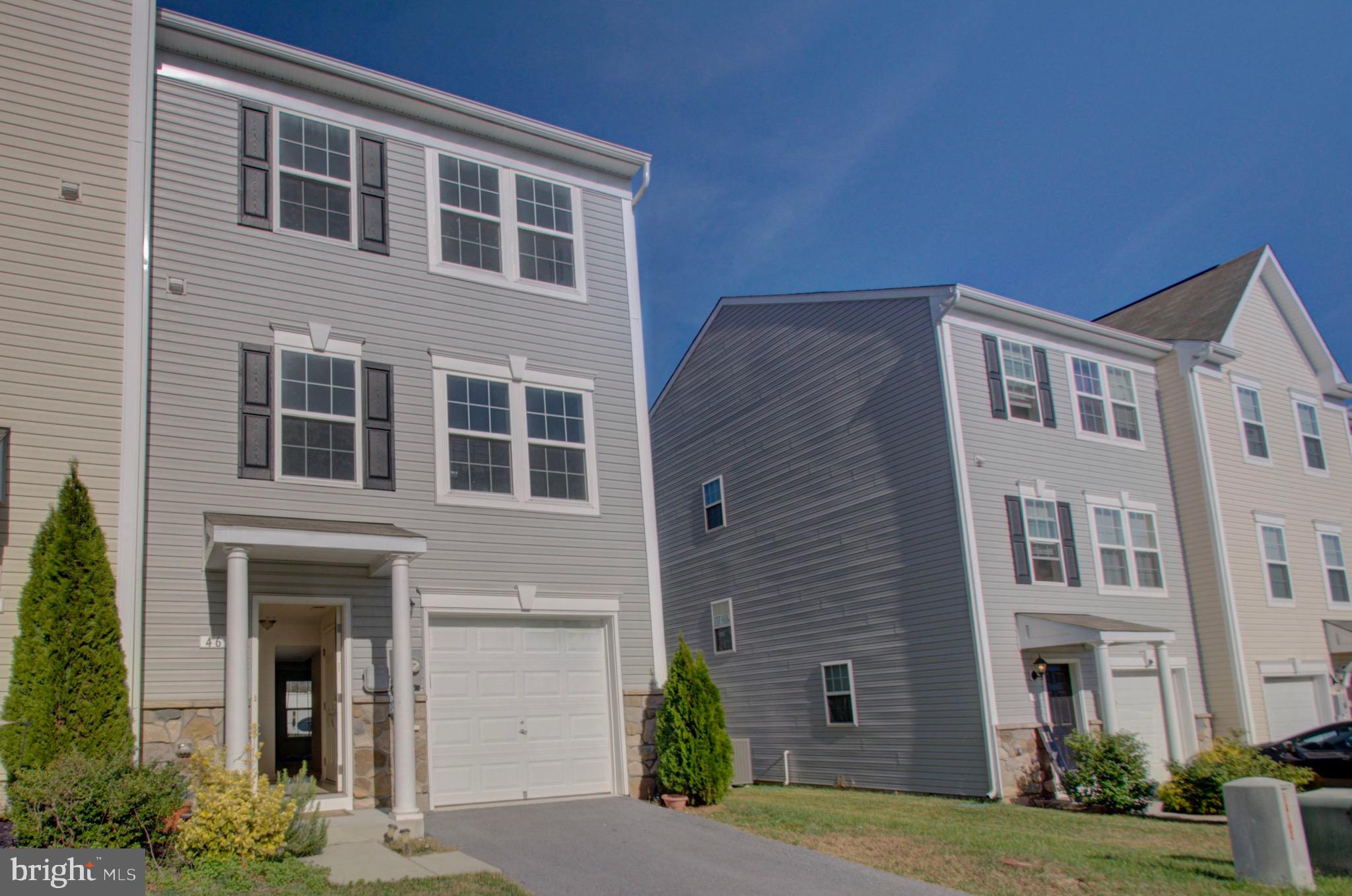 STONEBROOK VILLAGE - Residential
