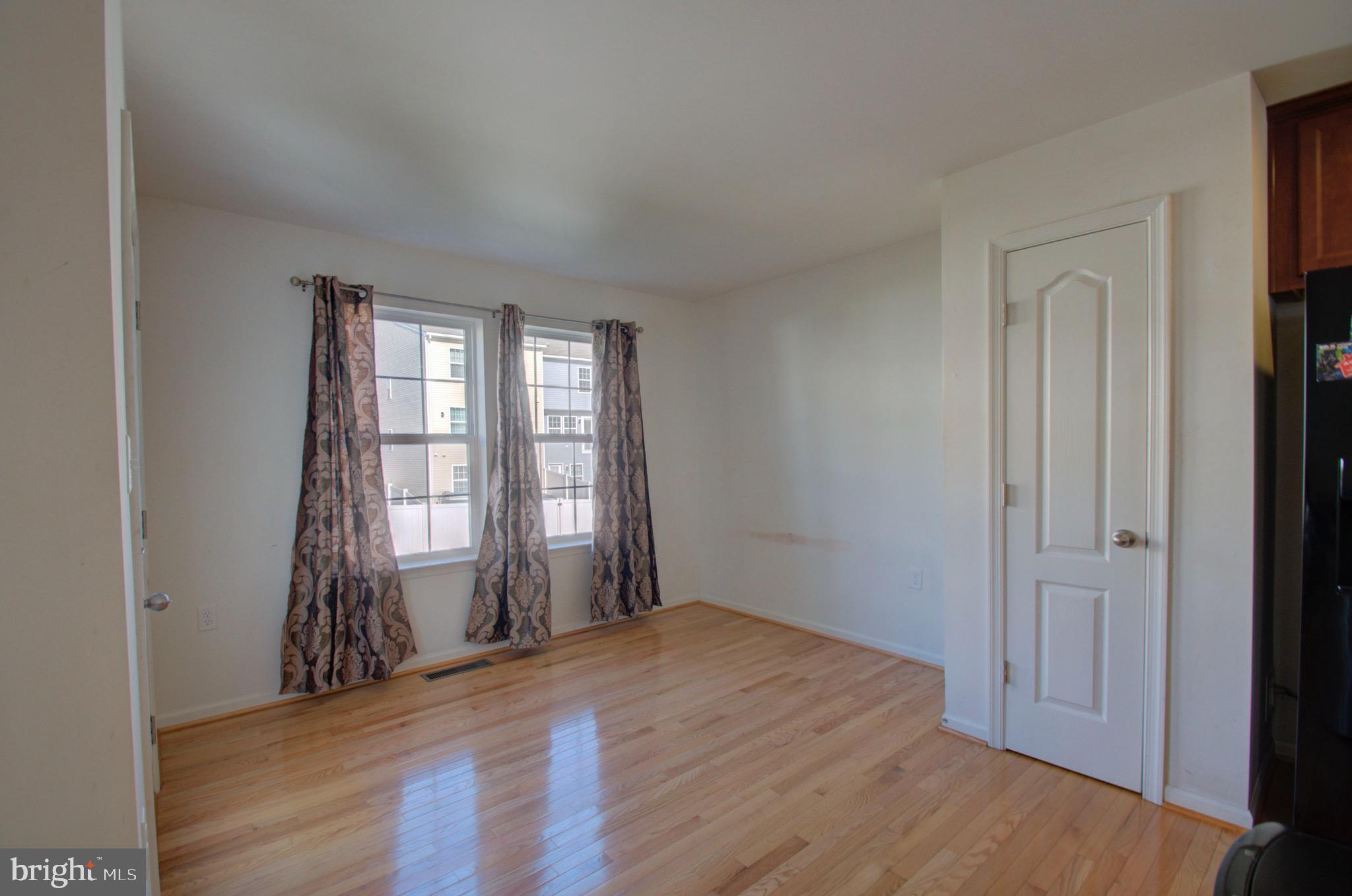 STONEBROOK VILLAGE - Residential
