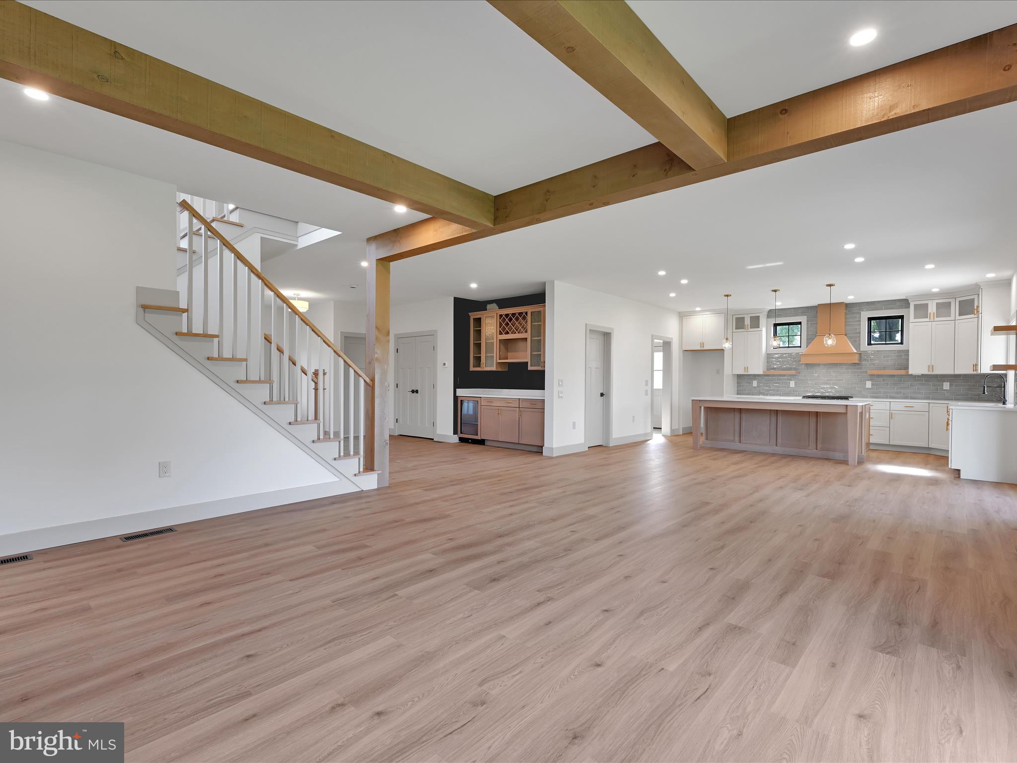 HAYDN MANOR - Residential