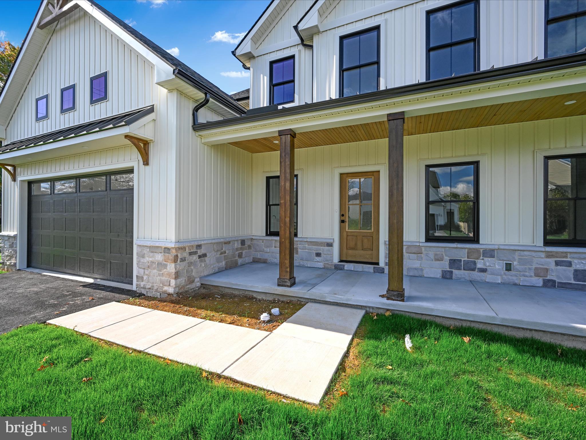 HAYDN MANOR - Residential