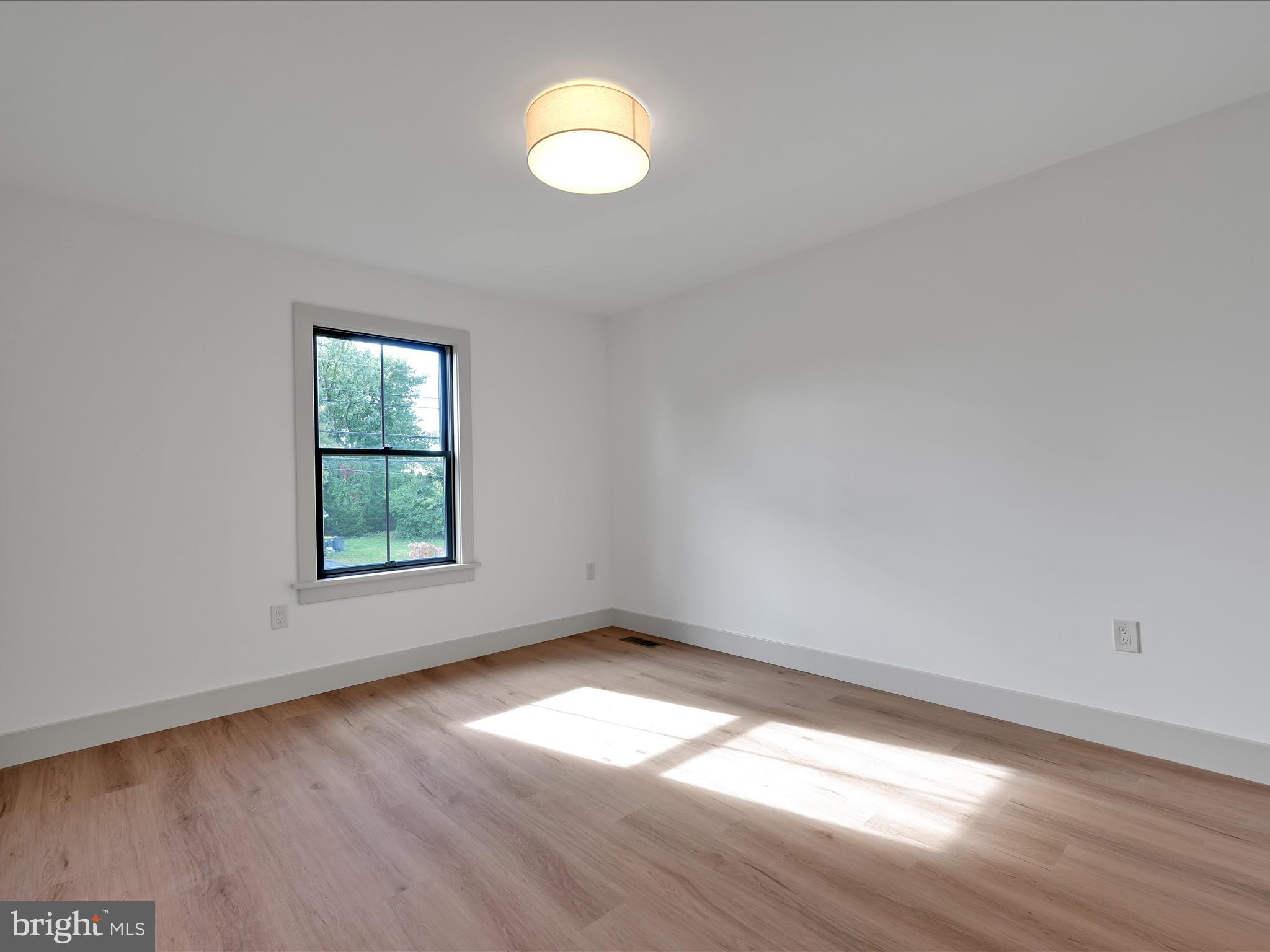 HAYDN MANOR - Residential