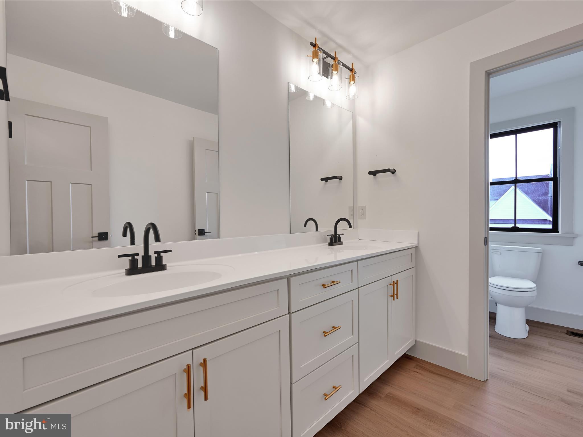 HAYDN MANOR - Residential