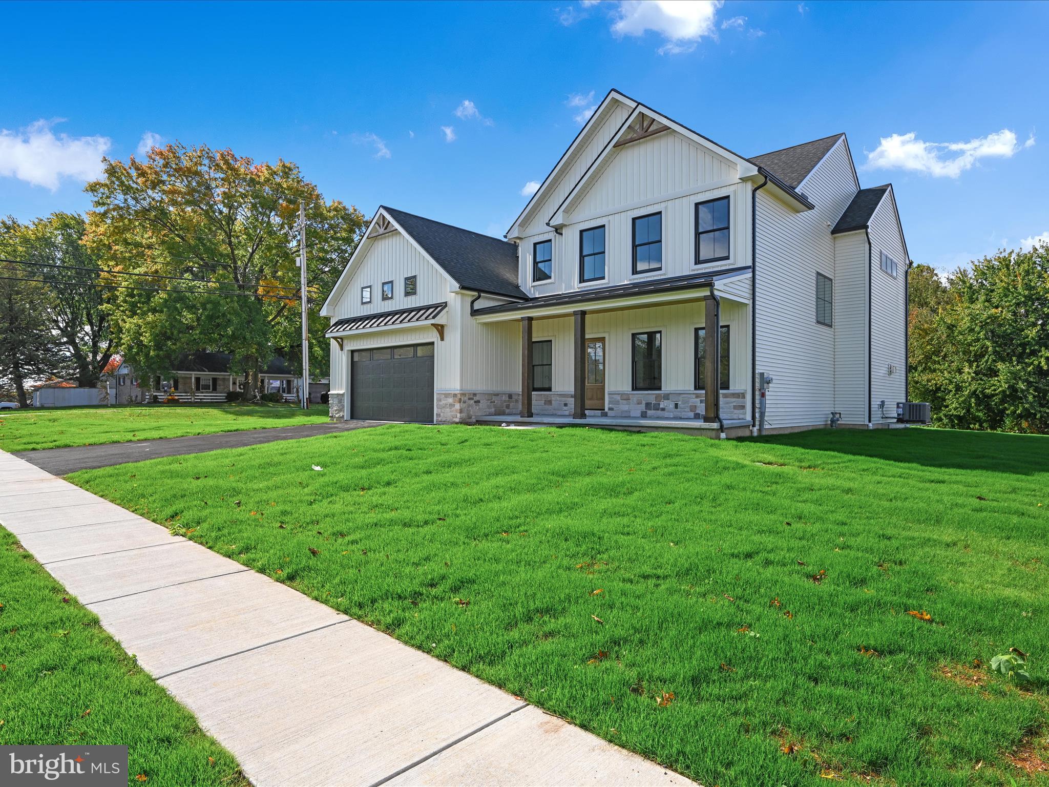 HAYDN MANOR - Residential