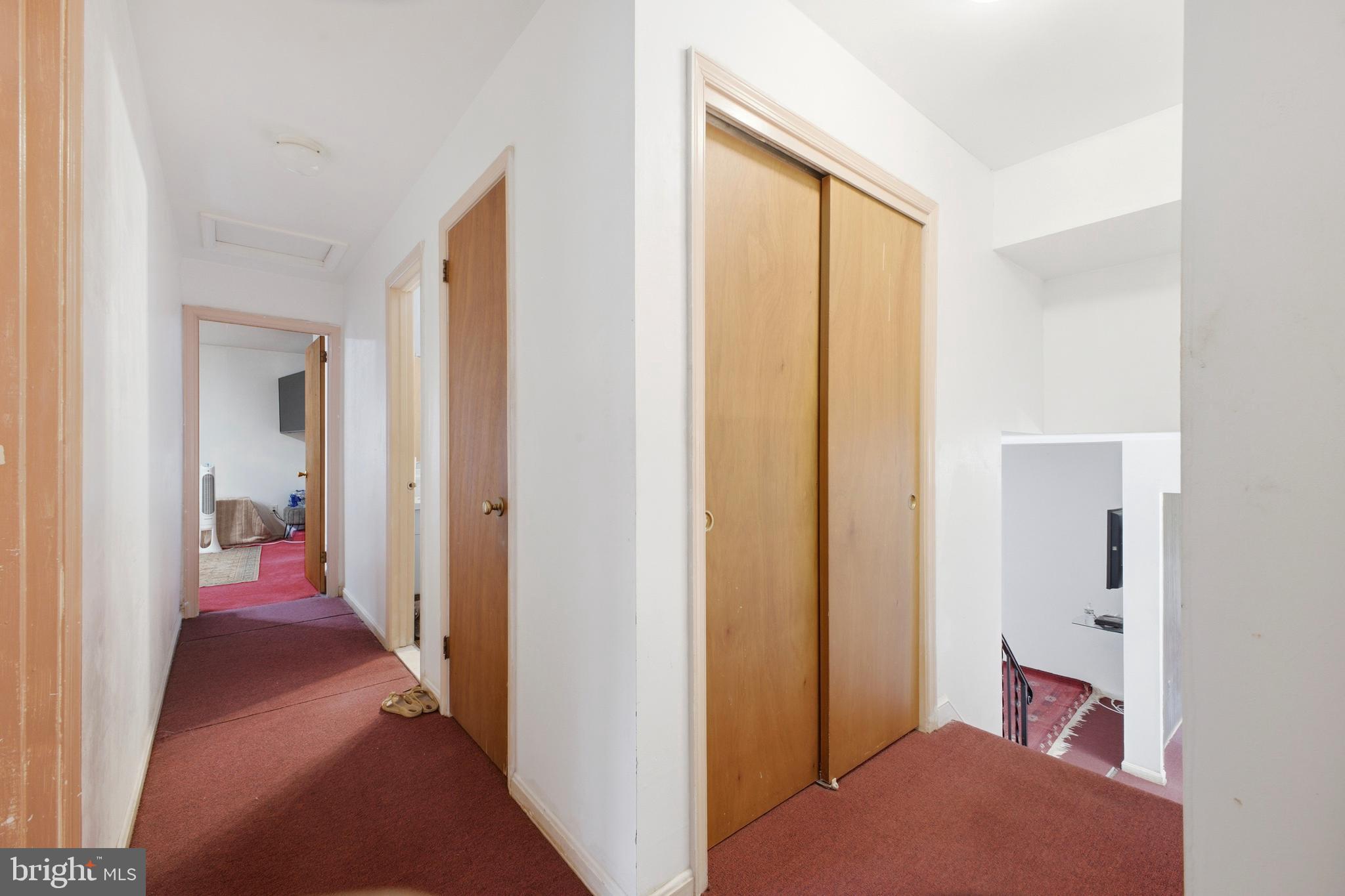 MC LEAN WEST - Residential