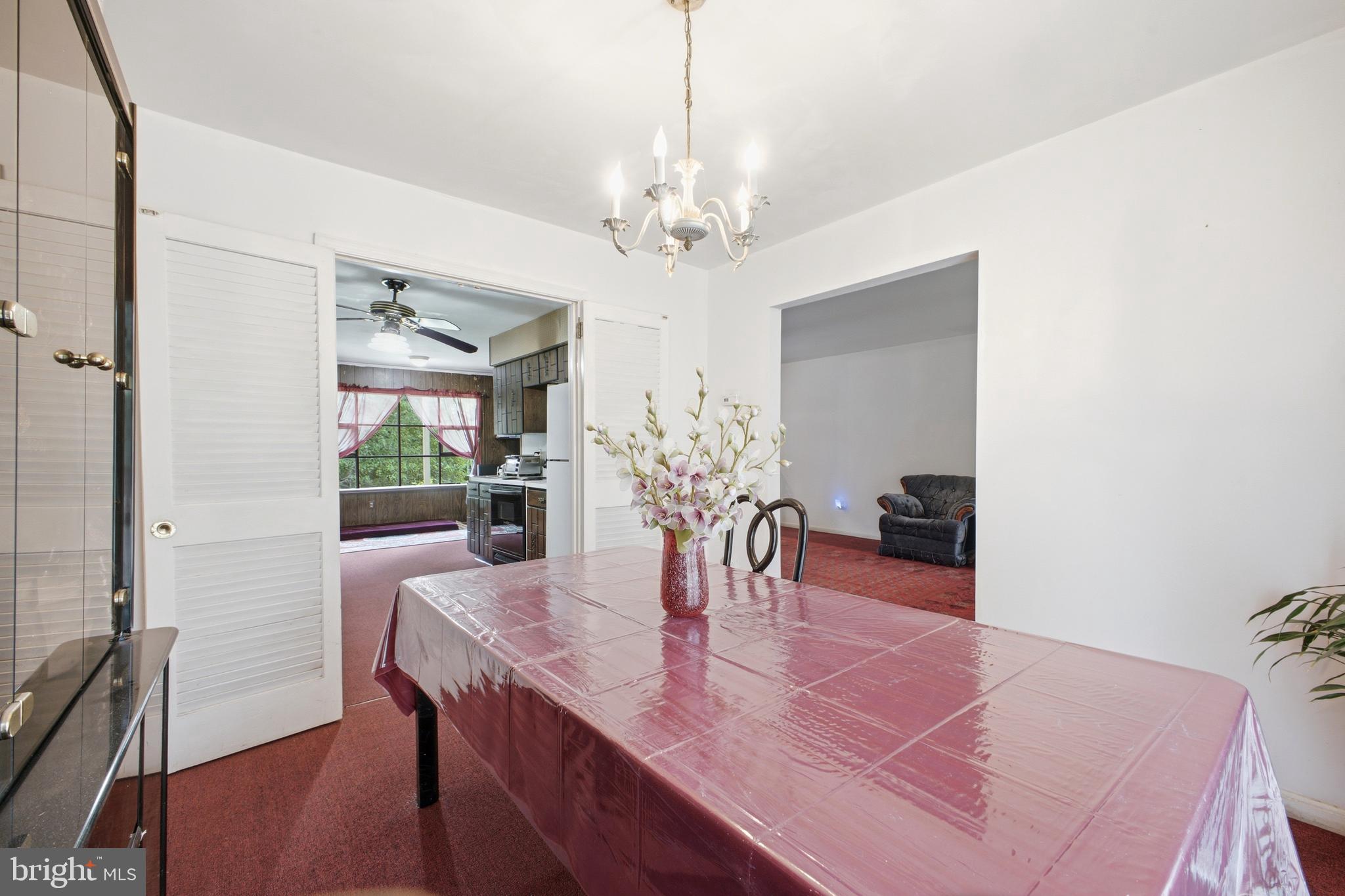 MC LEAN WEST - Residential