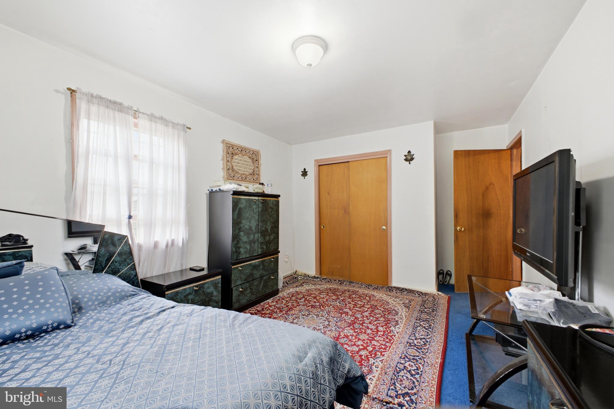 MC LEAN WEST - Residential