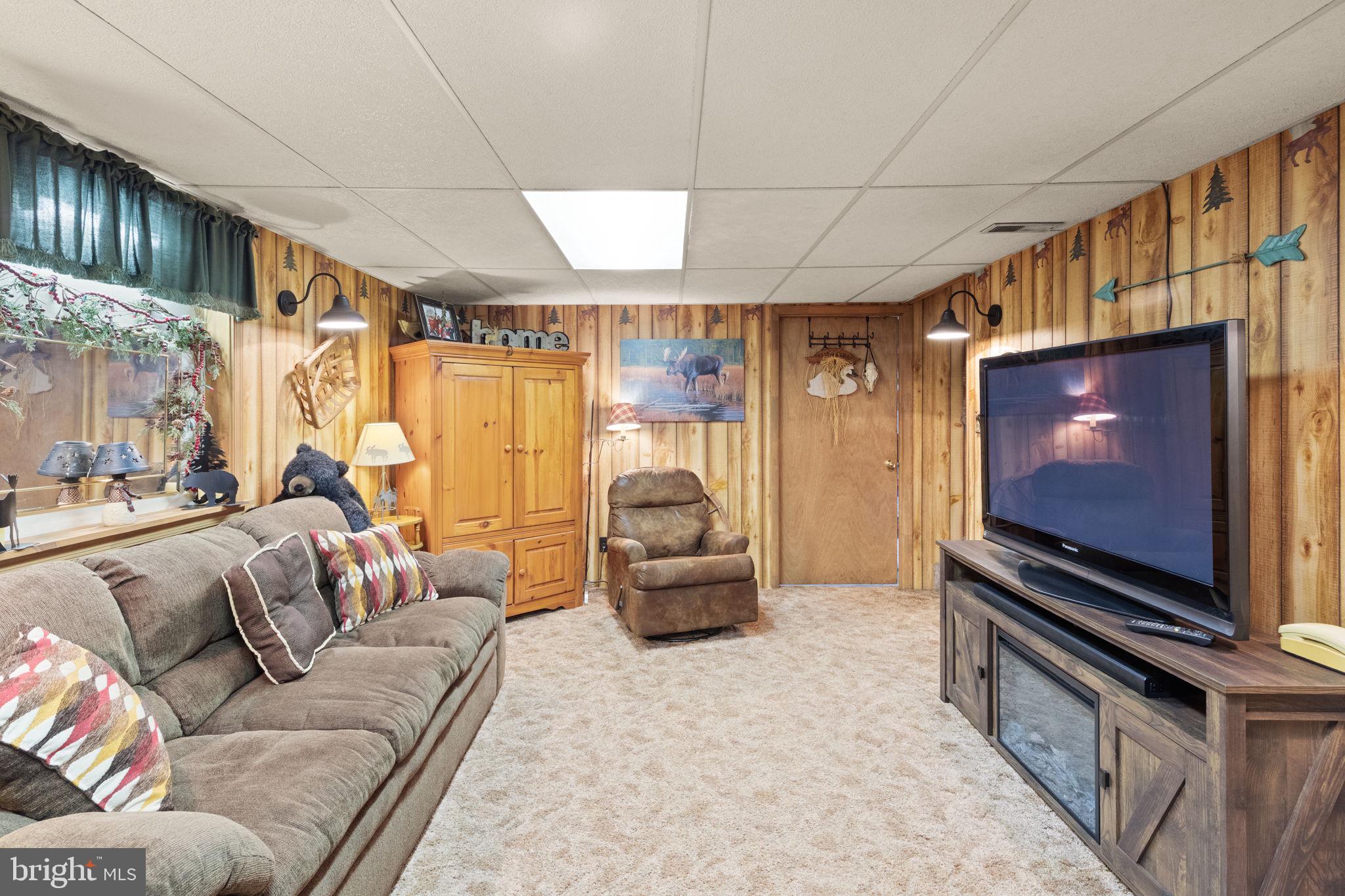 NONAVAILABLE - Residential