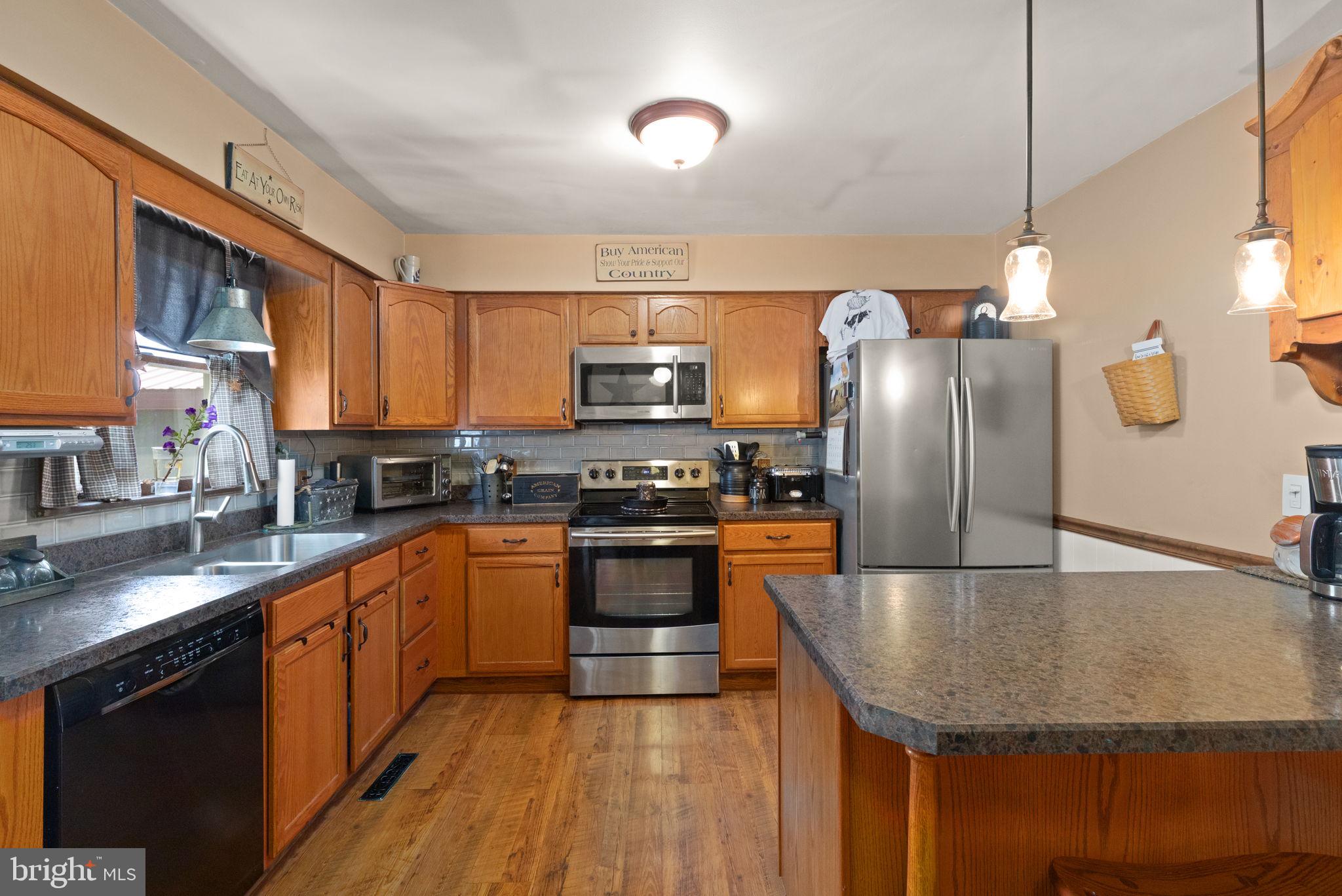 NONAVAILABLE - Residential