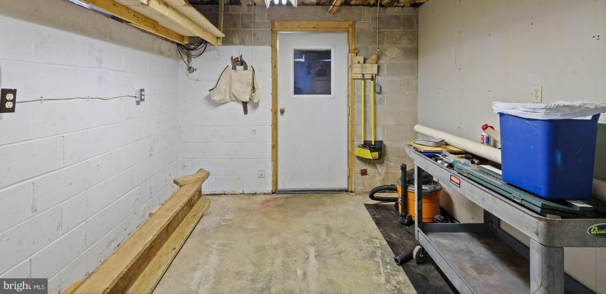 NONAVAILABLE - Residential