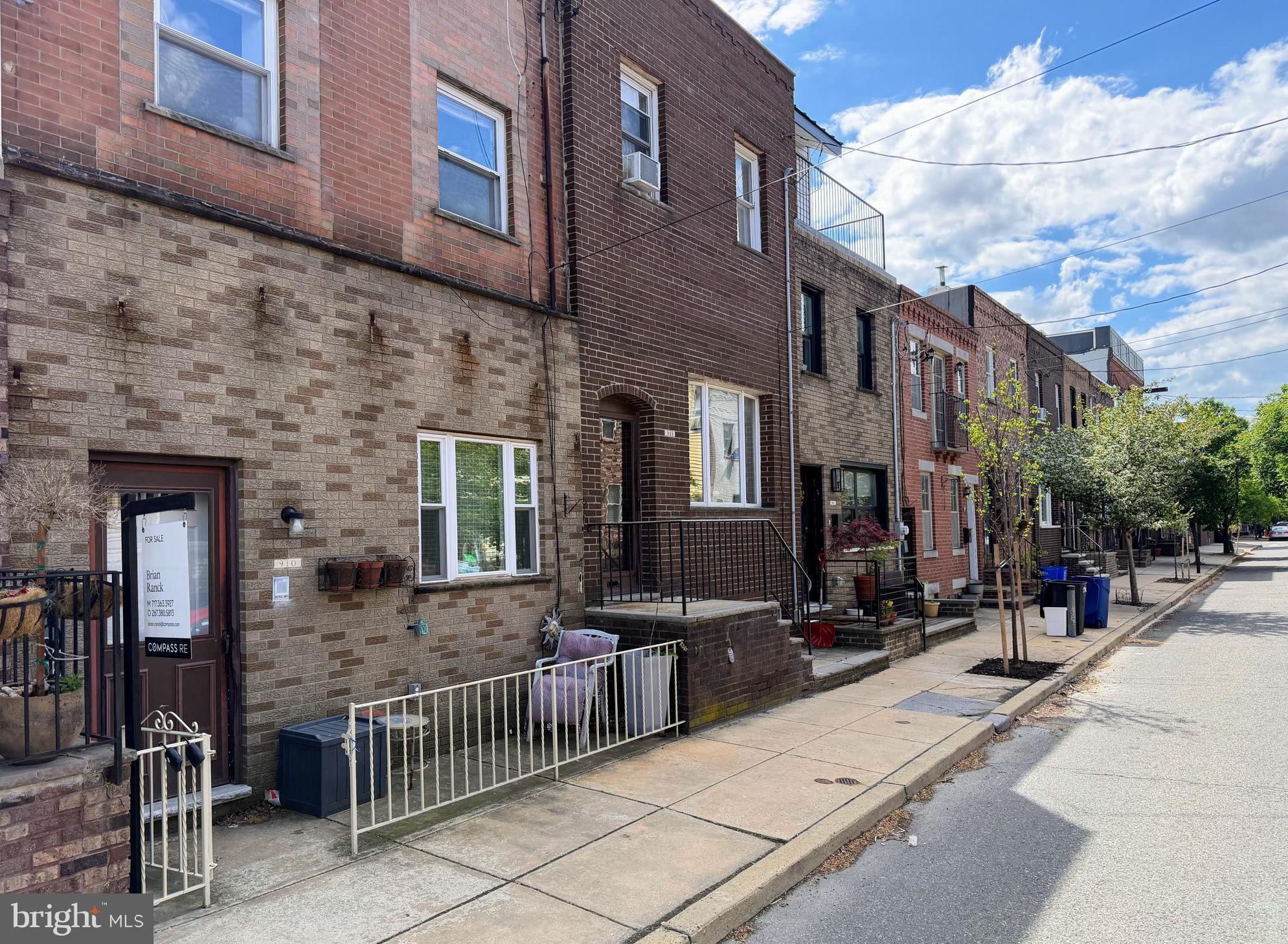 PASSYUNK SQUARE - Residential Income
