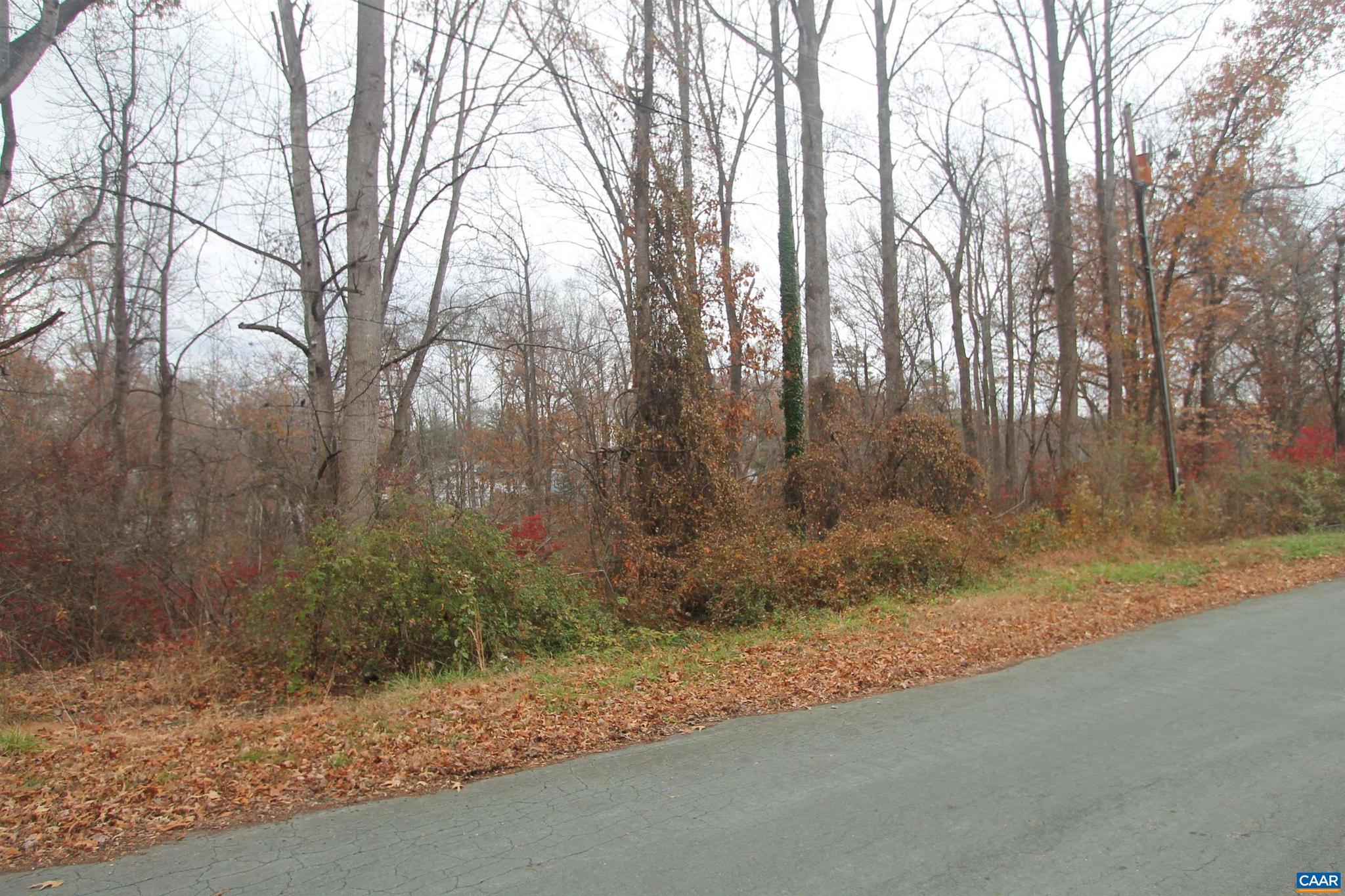 OAK HILL - Land