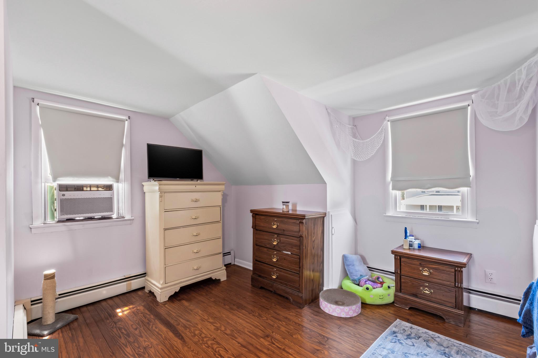 HURLOCK - Residential