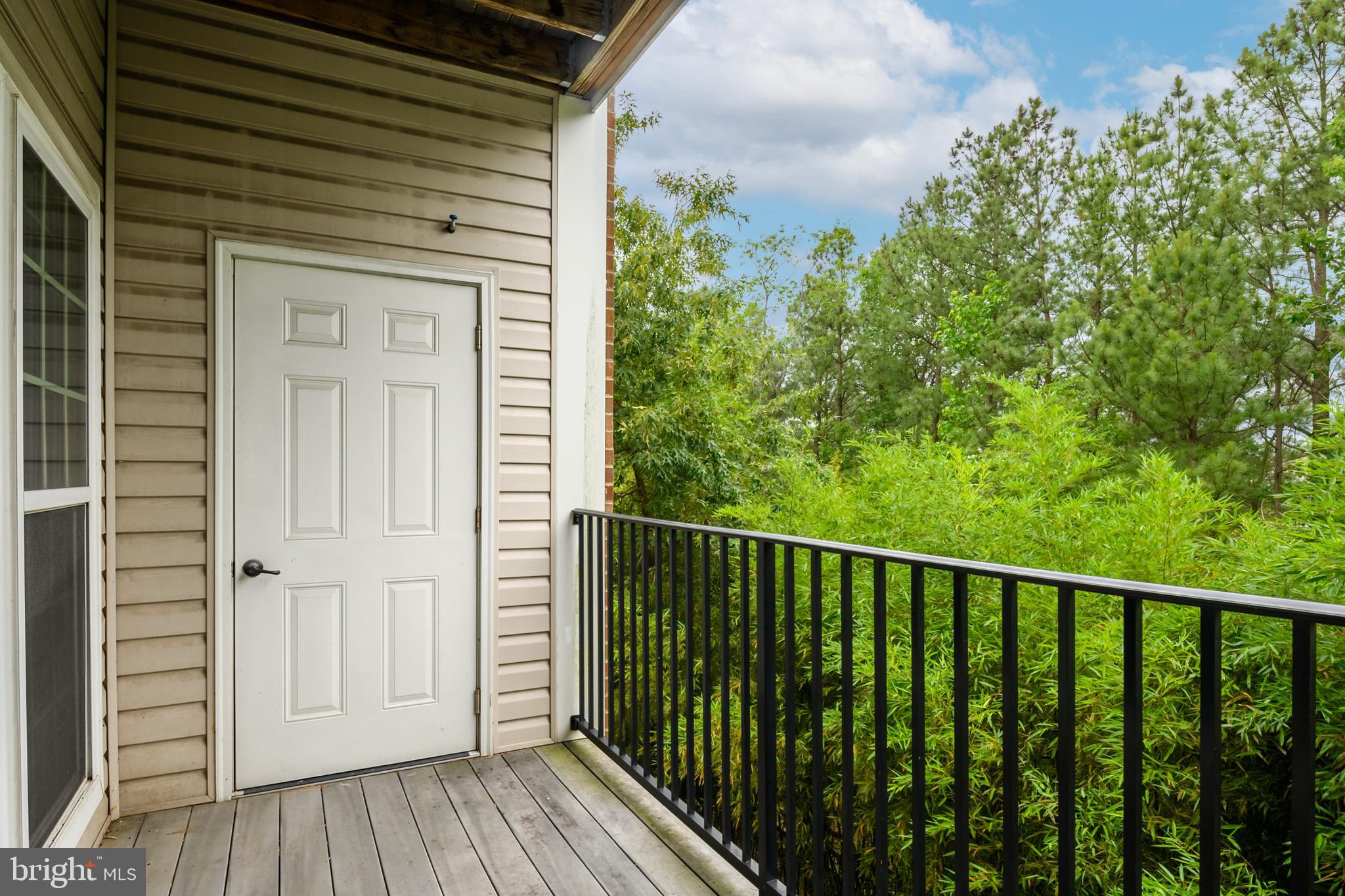 STONEY RUN VILLAGE - Residential