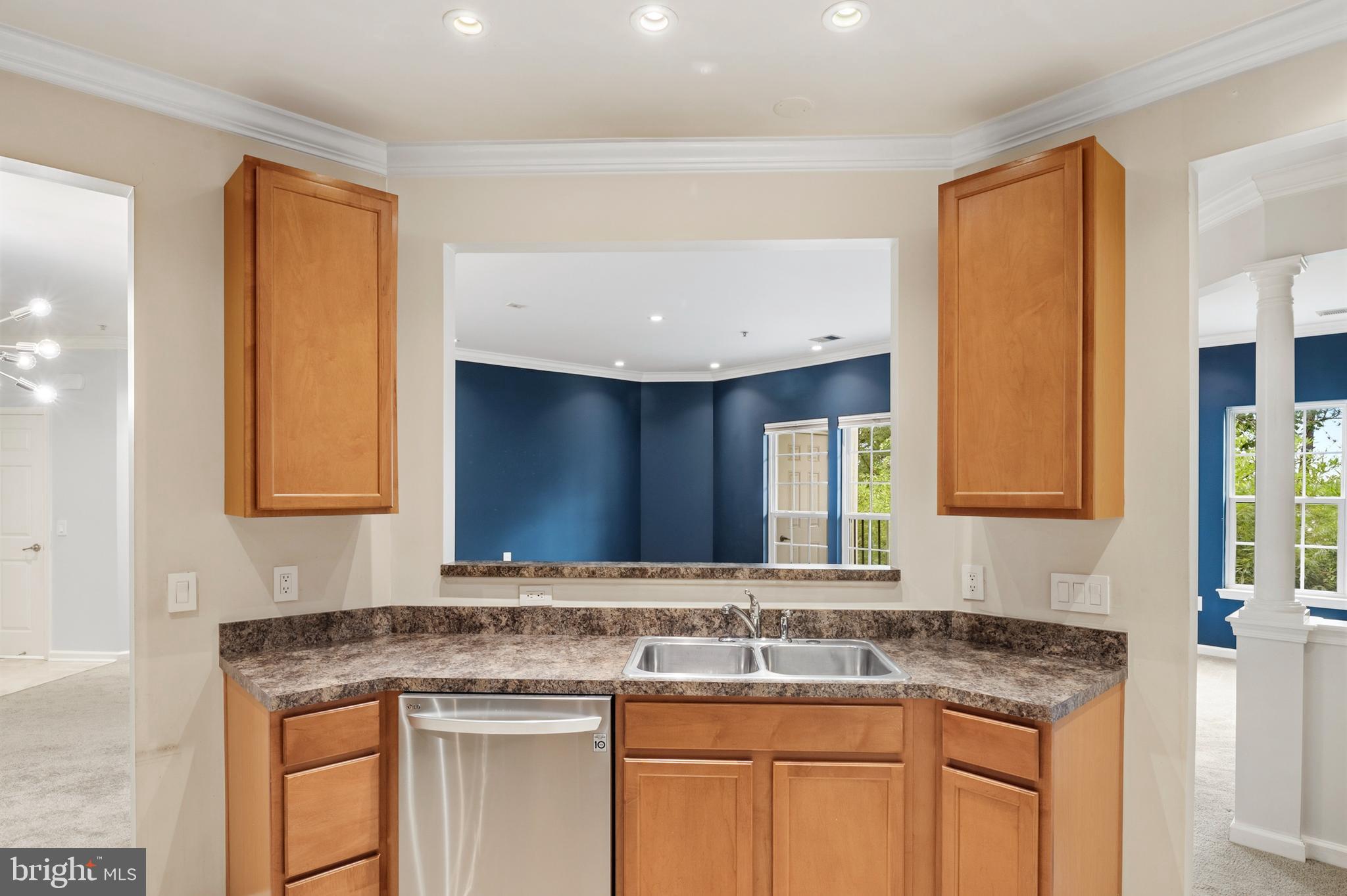 STONEY RUN VILLAGE - Residential