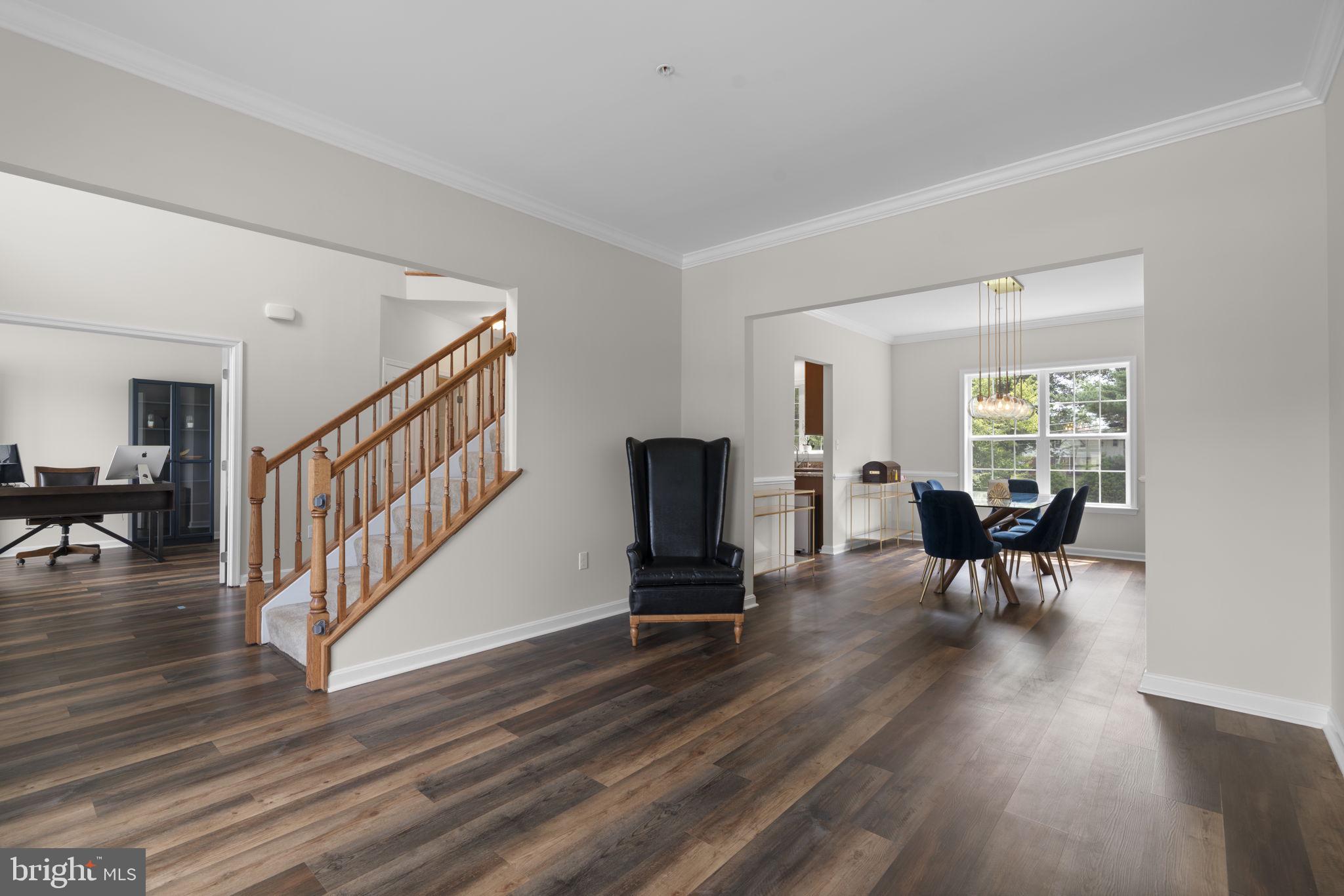 STELLA GLEN - Residential