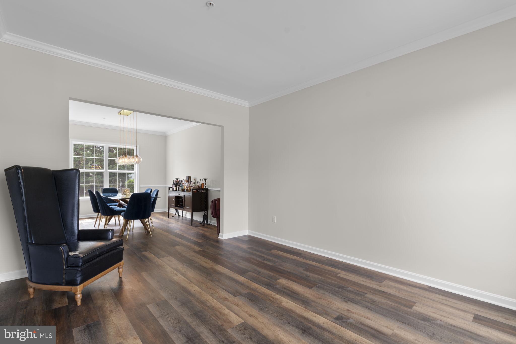 STELLA GLEN - Residential
