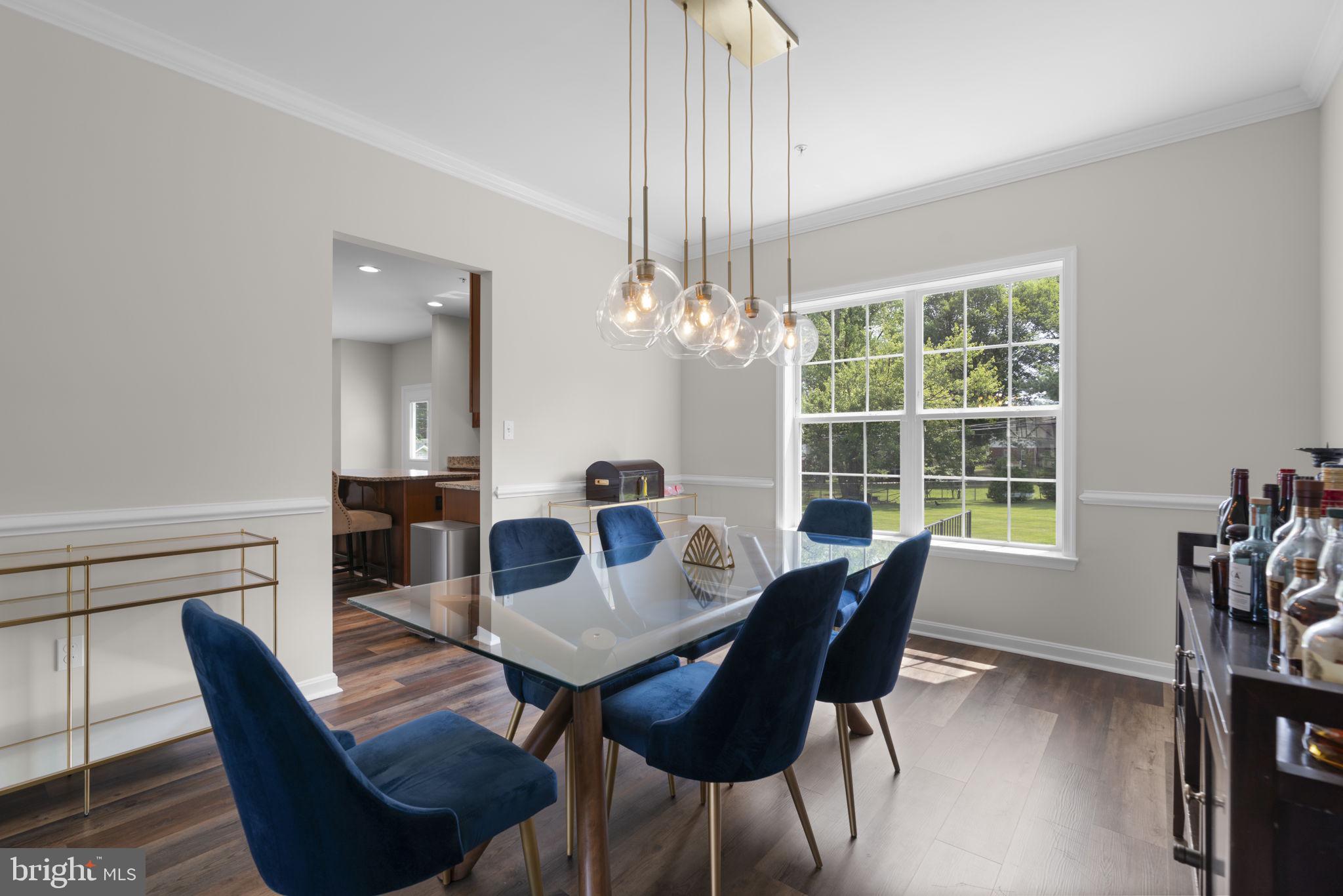 STELLA GLEN - Residential