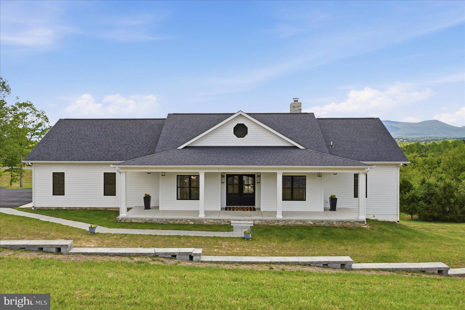 WOODSTOCK VIEWS - Residential