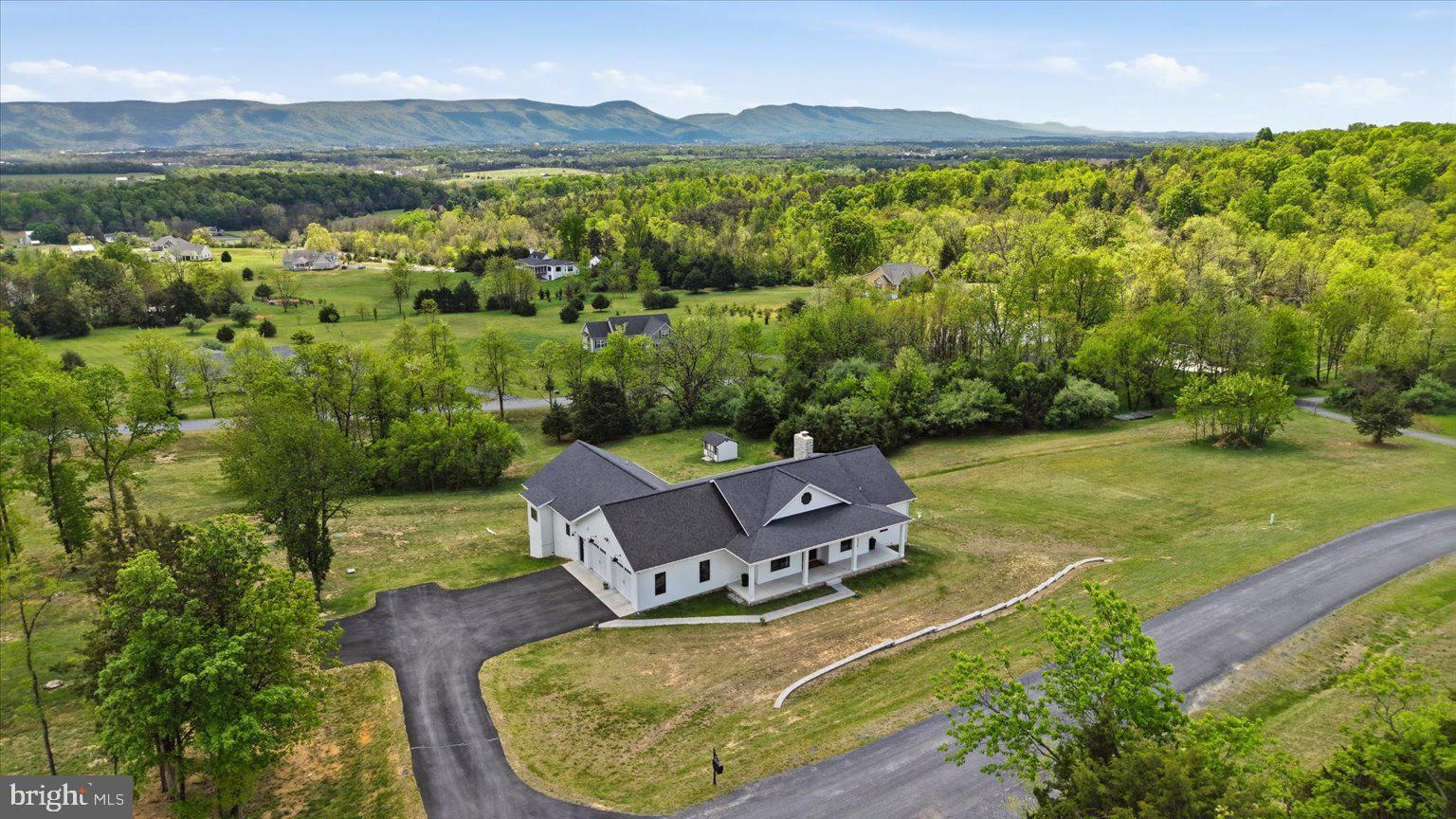 WOODSTOCK VIEWS - Residential